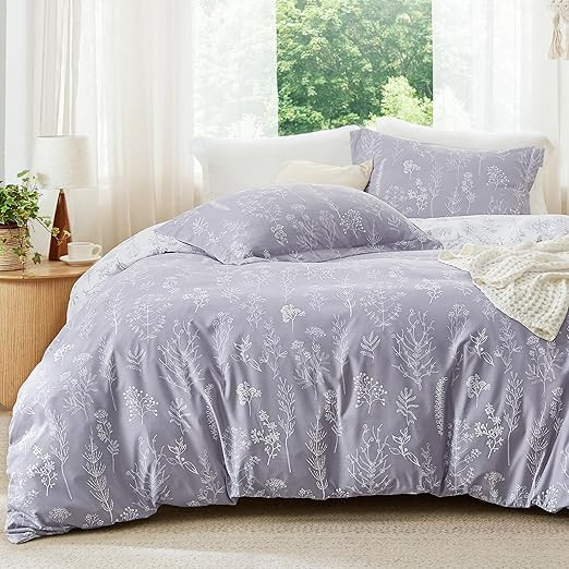 Bedsure Queen Comforter Set - Lavender Bed Set, 3 Pieces Cute Floral Bedding, 1 Soft Reversible B... | Amazon (US)