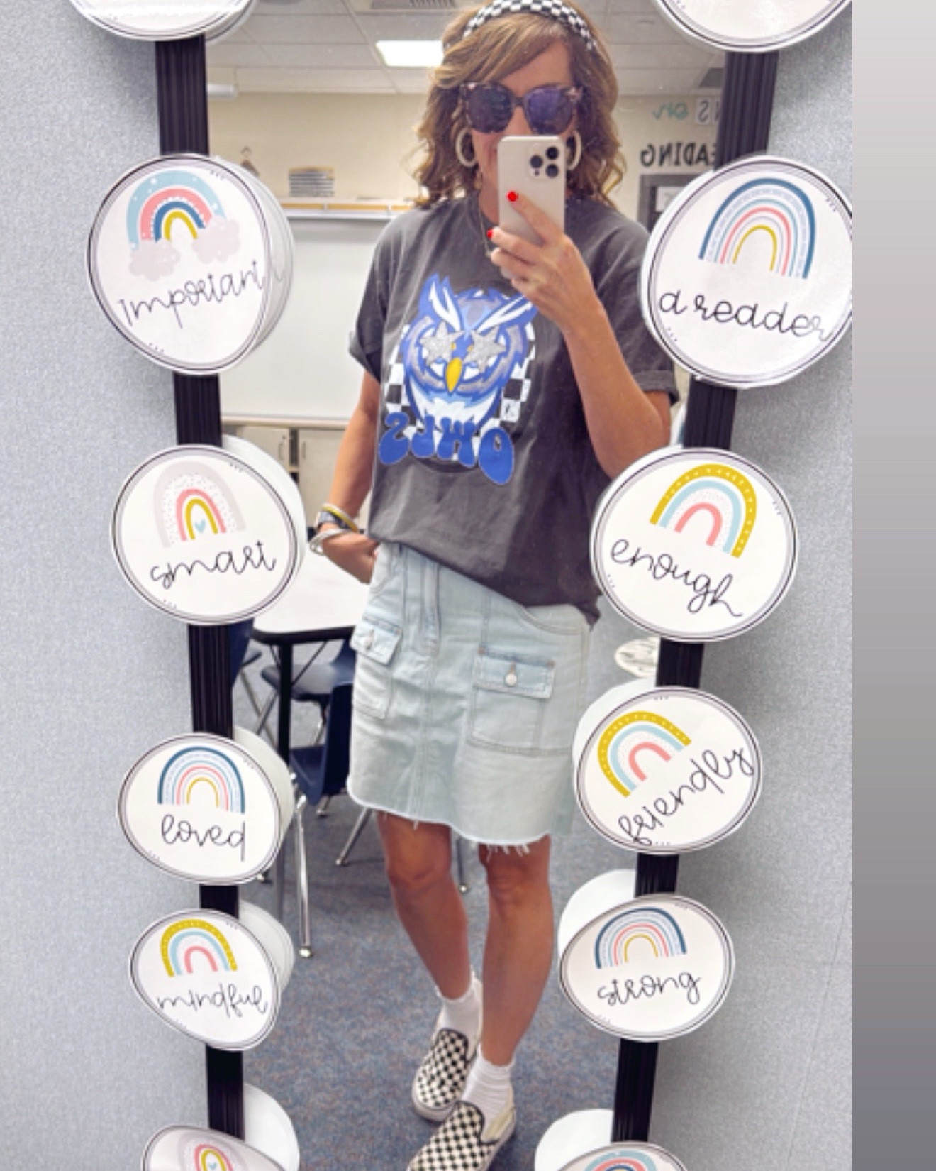 Skirt from stitch fix no longer available.  Shirt days lions but you can personalize it just message the seller on Etsy. 