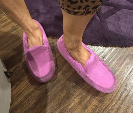 Ugg slippers on sale 

#LTKsalealert #LTKshoecrush #LTKunder100