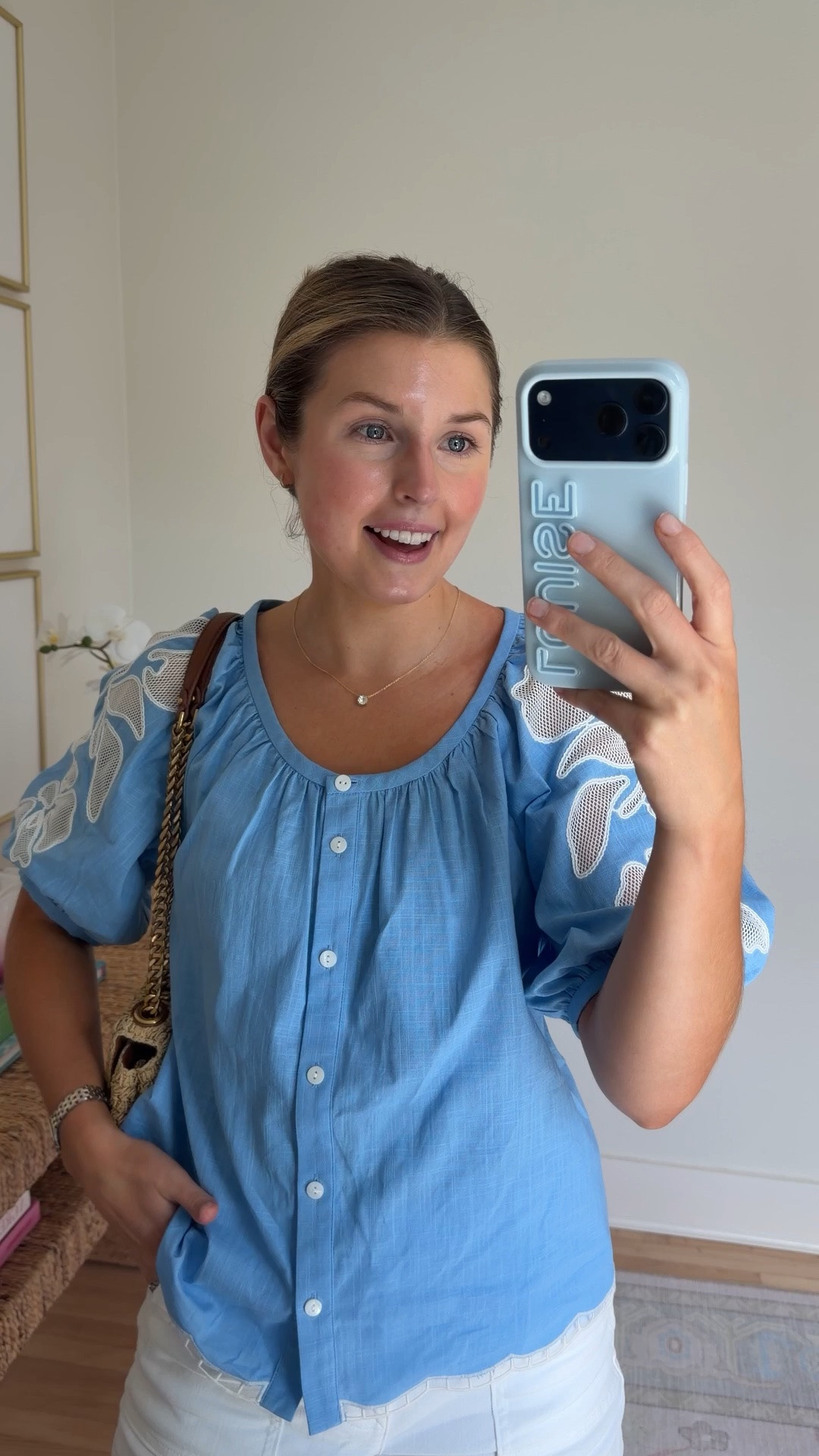 OOTD! Wearing an XS in top and 26 in shorts