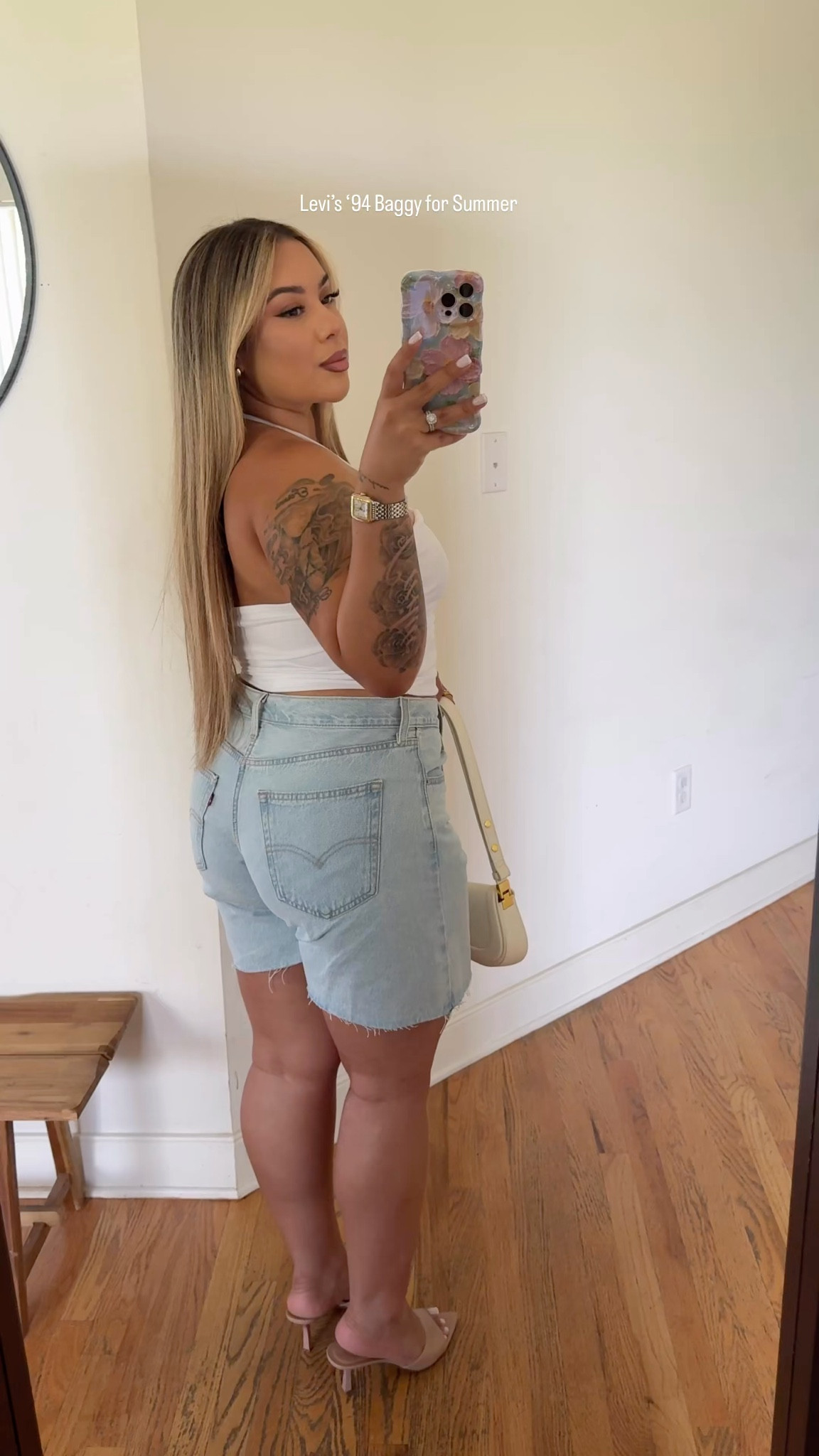 Levi’s 94 Baggy are such a staple for me this summer. For sizing and color: 

I’m a 10/12 and I am usually a 31 in Levi’s but I sized up to a 32 for a more comfy - not too tight on the waist kind of fit. I do think 31 would fit me super perfect but I rather these. I will say after a while they stretch so it’s really about your preference in fit here💕 wearing: Mister Twister, Cookie Crunch & Wandering Spirit

#LTKMidsize #LTKSeasonal #LTKStyleTip