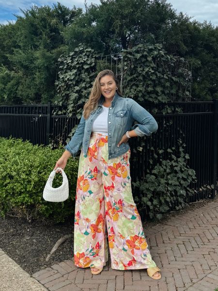 Fun printed wide-leg pants, one of your lost loved items last week. Wearing size 2X in pants (come in standard, petite, and plus), XL in top & jacket. 

#LTKMidsize #LTKWorkwear #LTKStyleTip