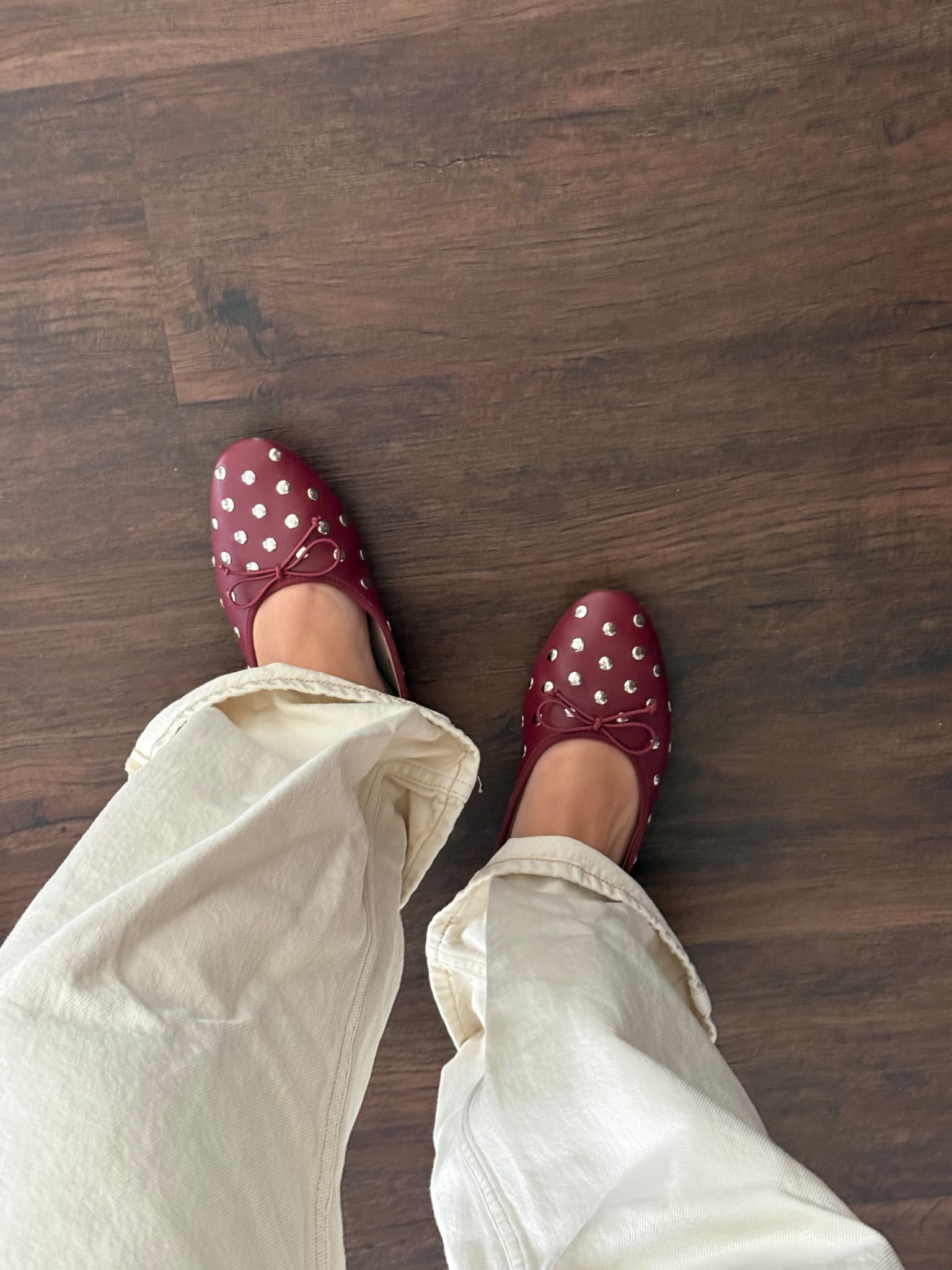 $13 flats!! 

#LTKFindsUnder50 #LTKSeasonal #LTKStyleTip