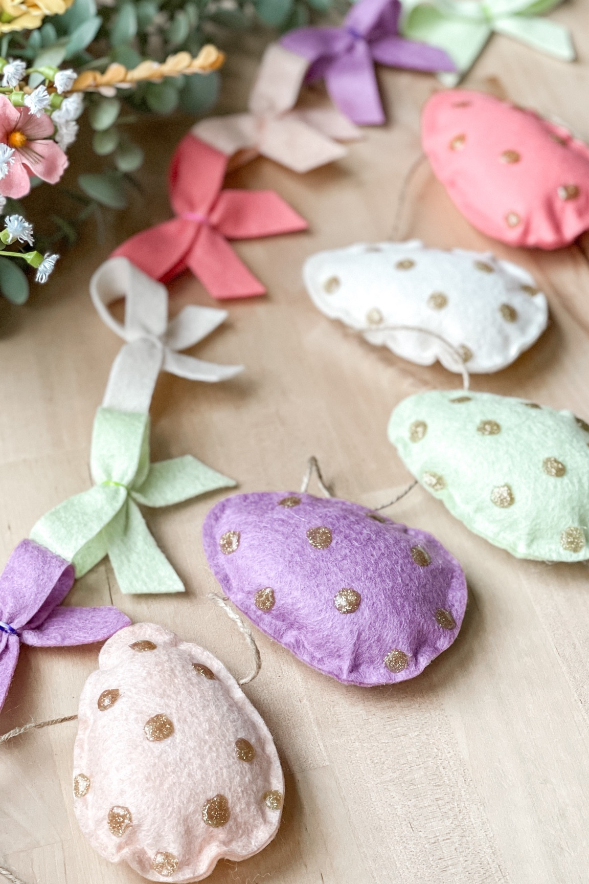 This best way to add some fun glitter details!

#LTKSeasonal #LTKhome #LTKSpringSale