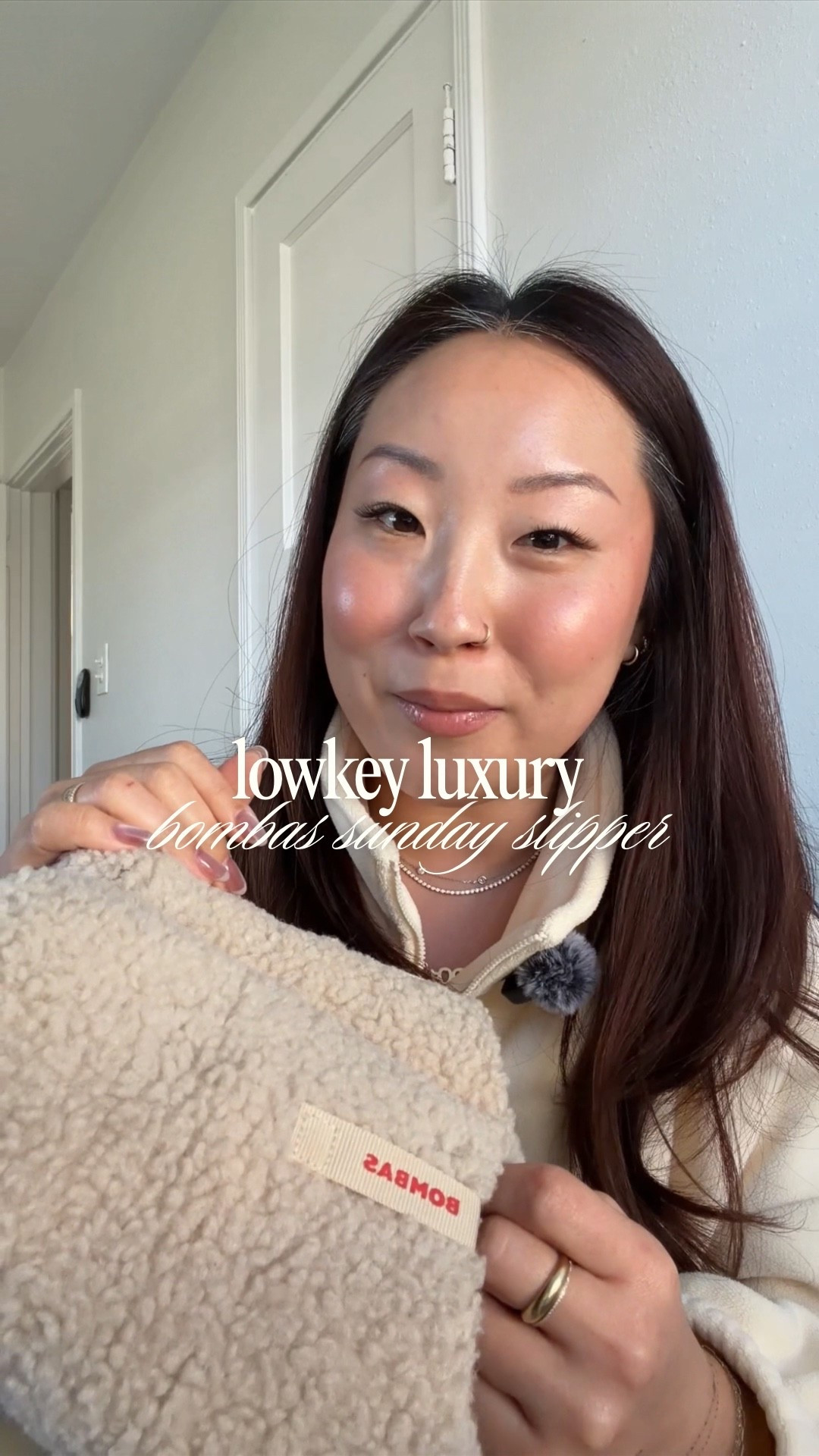 best house slippers ever 

#LTKootd #LTKdayinmylife #LTKselfcare
