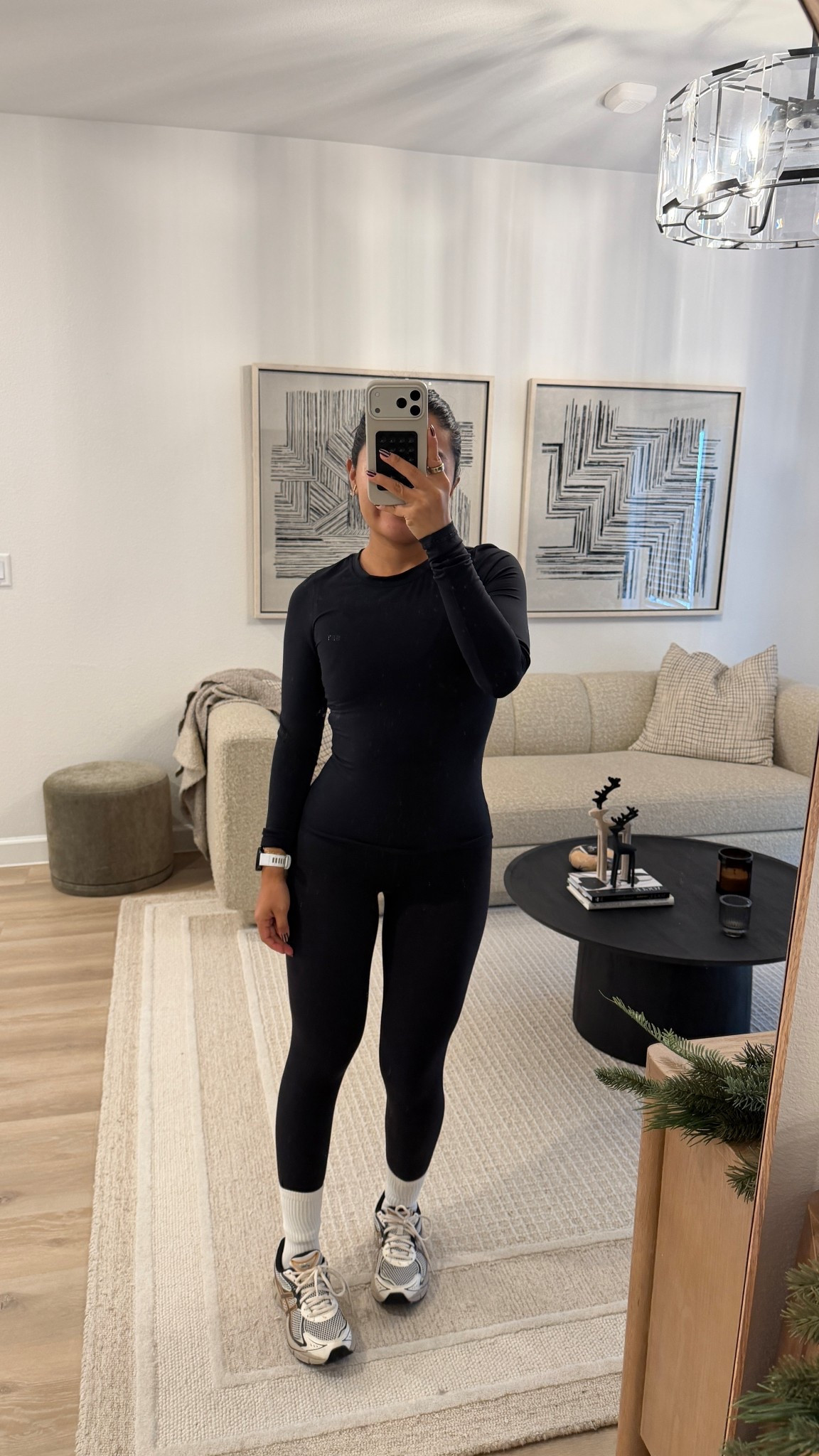 Winter base layers for the gym! ❄️🖤