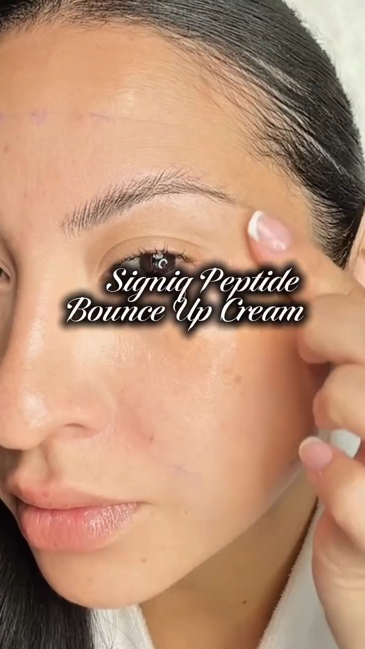 Fillers? Botox? Not today. 🤭✨

I’m starting my elasticity care early, and this has been my latest skincare obsession. The jelly-like texture melts right into the skin, giving it a plump, hydrated, bouncy look without feeling heavy.

What I love most? It combines Plumping Peptide and Ginger Peptide to help support firmer-looking skin, while Niacinamide helps improve the appearance of uneven texture and dullness. 💛

My skin has been loving the extra hydration and glow lately, especially during busy mom days when I want my skin to look fresh with minimal makeup.

Have you tried a peptide cream yet? 👀

Follow @signiq_global (Instagram) & @signiq_global (TikTok) for more skin science and real results.

#AmazonPrimeDay #KoreanSkincare #PeptideSkincare #10SecBouncingCream #FirmingCream