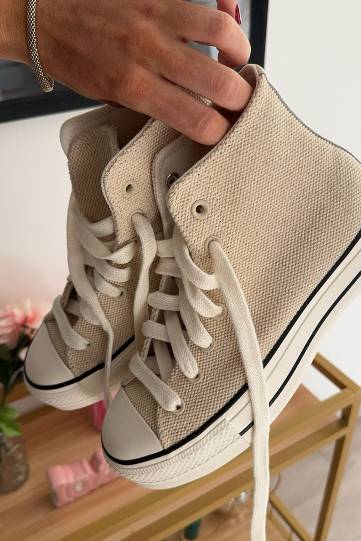 Elevated converse 

#LTKGiftGuide #LTKfindsunder100 #LTKshoecrush