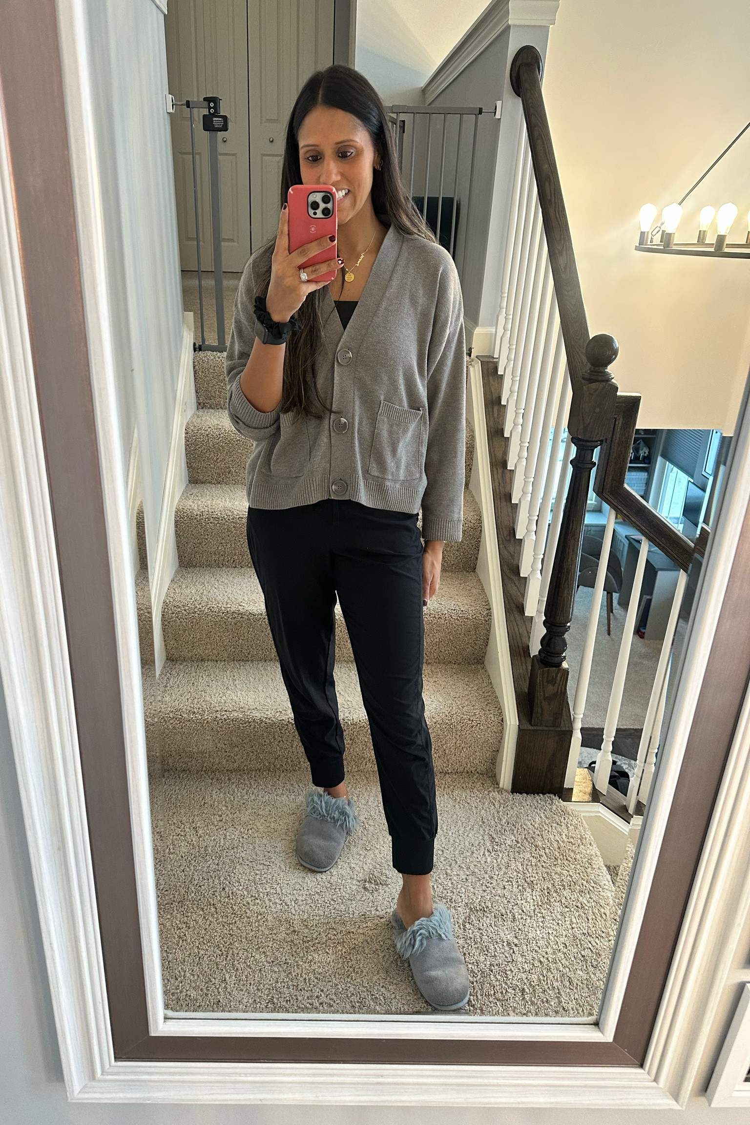 Give me all the sweater vests! Black and gray is my ultimate favorite combination🖤🩶

#LTKstyletip #LTKworkwear #LTKfindsunder50