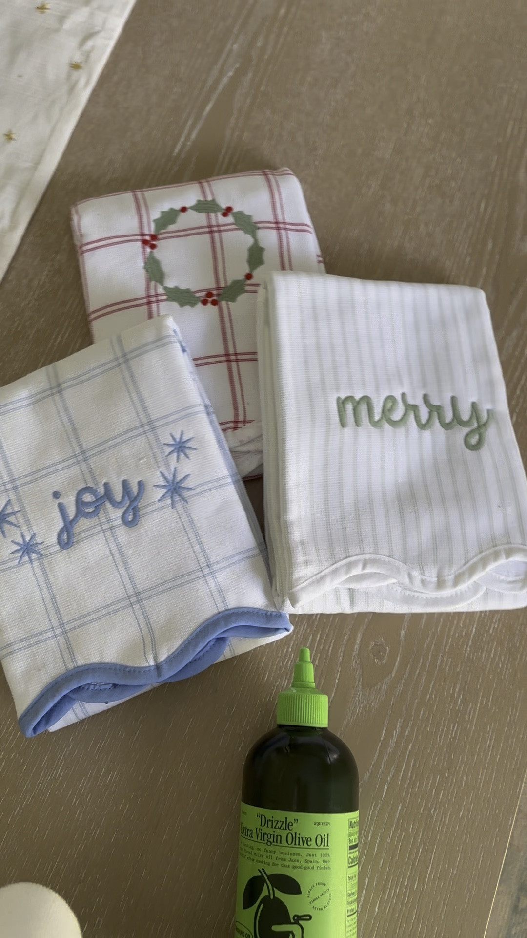 Holiday hostess gift idea! 💚❤️

#LTKHoliday #LTKfindsunder100 #LTKGiftGuide