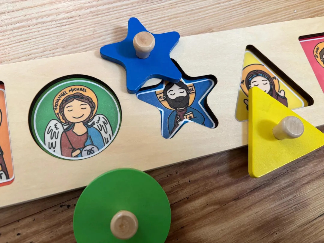 Icon Friends Peek-a-boo Puzzle - Etsy | Etsy (US)