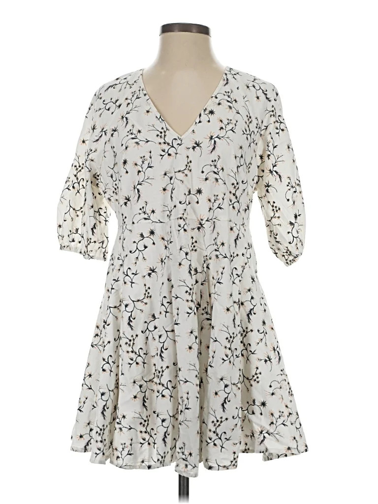 Universal Thread Print Ivory Casual Dress Size S - 12% off | ThredUp (US)
