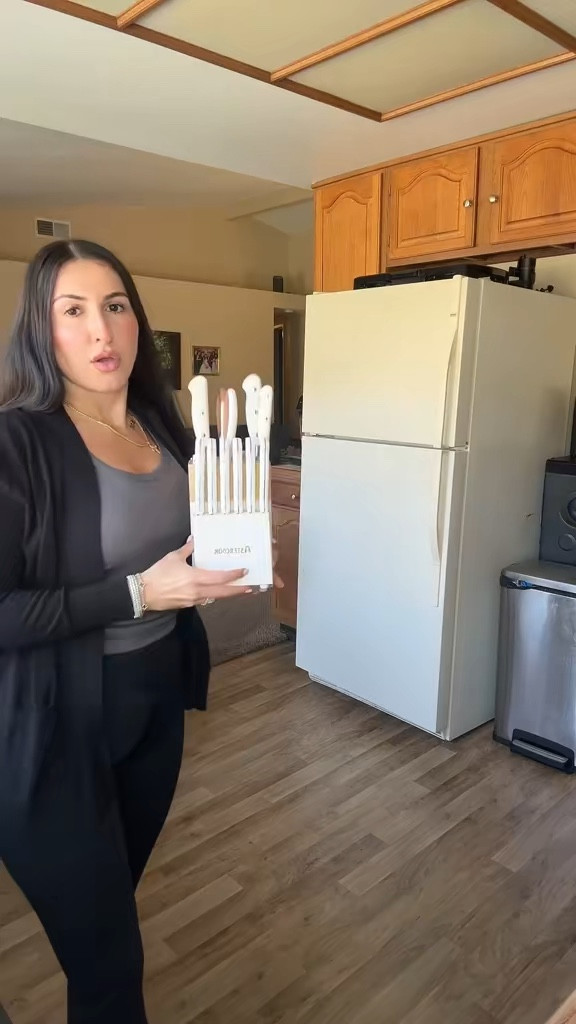 Never over spending on knives again 

#LTKFestival #LTKmomlife #LTKdayinmylife