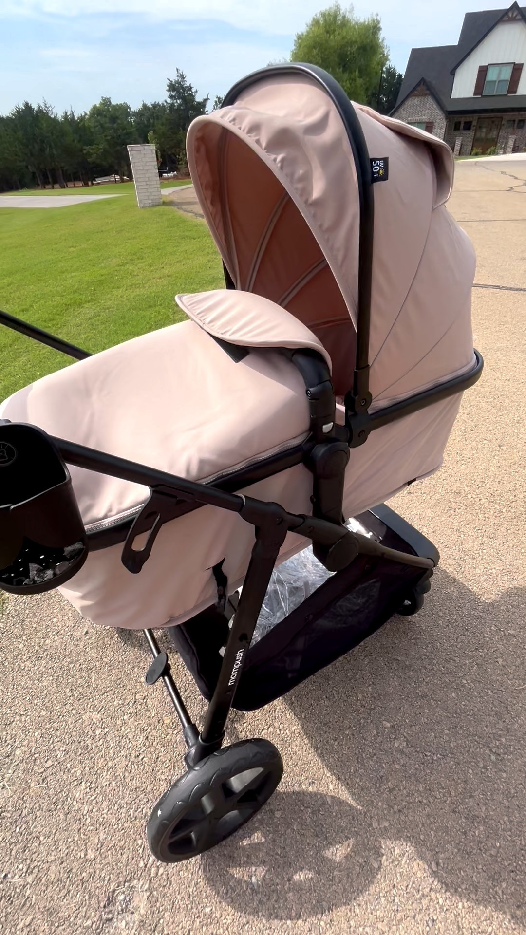 AMAZON convertible stroller 🖤

#LTKBaby #LTKTravel #LTKFamily