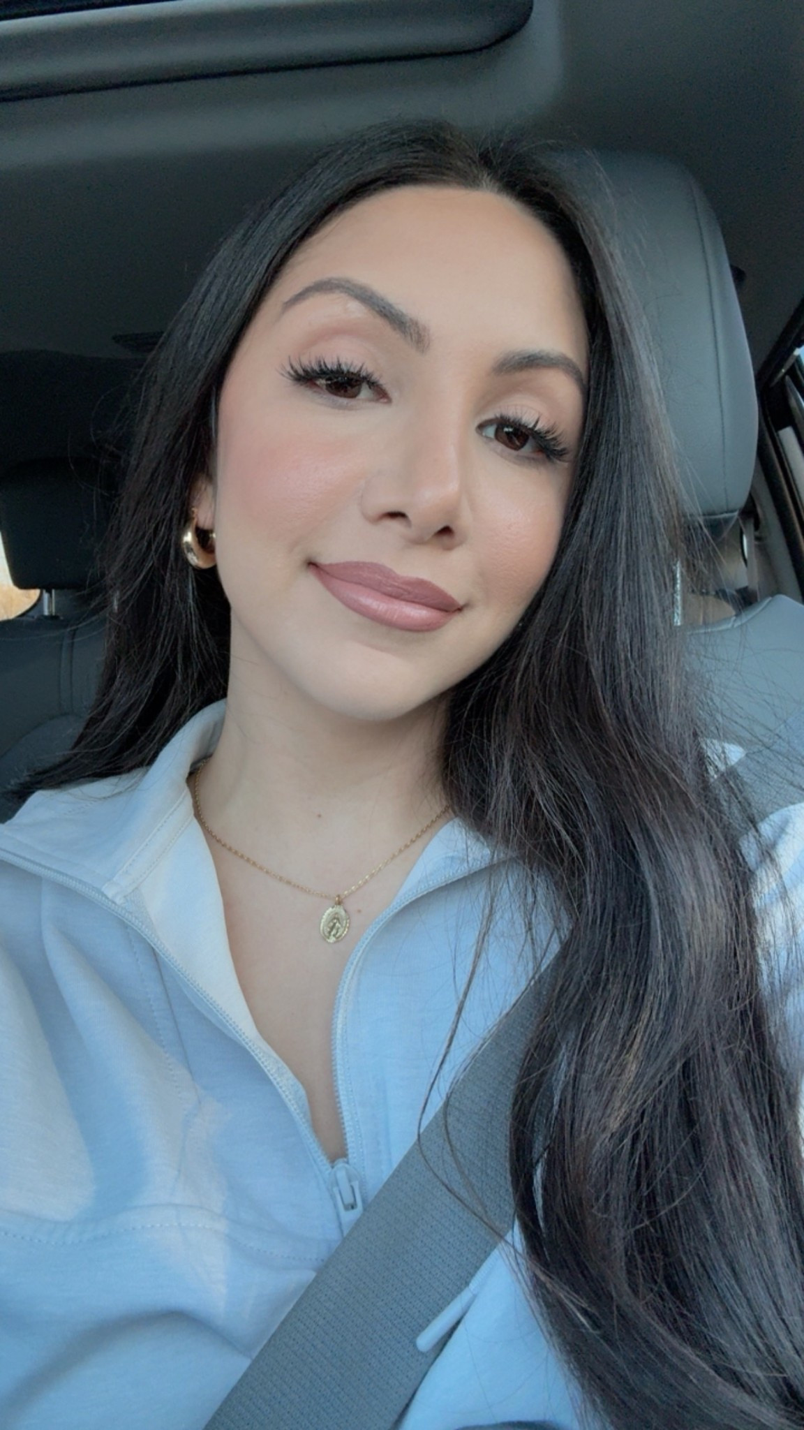 My current go-to makeup 💋💄 Glowy skin, lashes, and a nude lip! #beauty #makeup #glowyskin 

#LTKBeauty #LTKdayinmylife #LTKgrwm