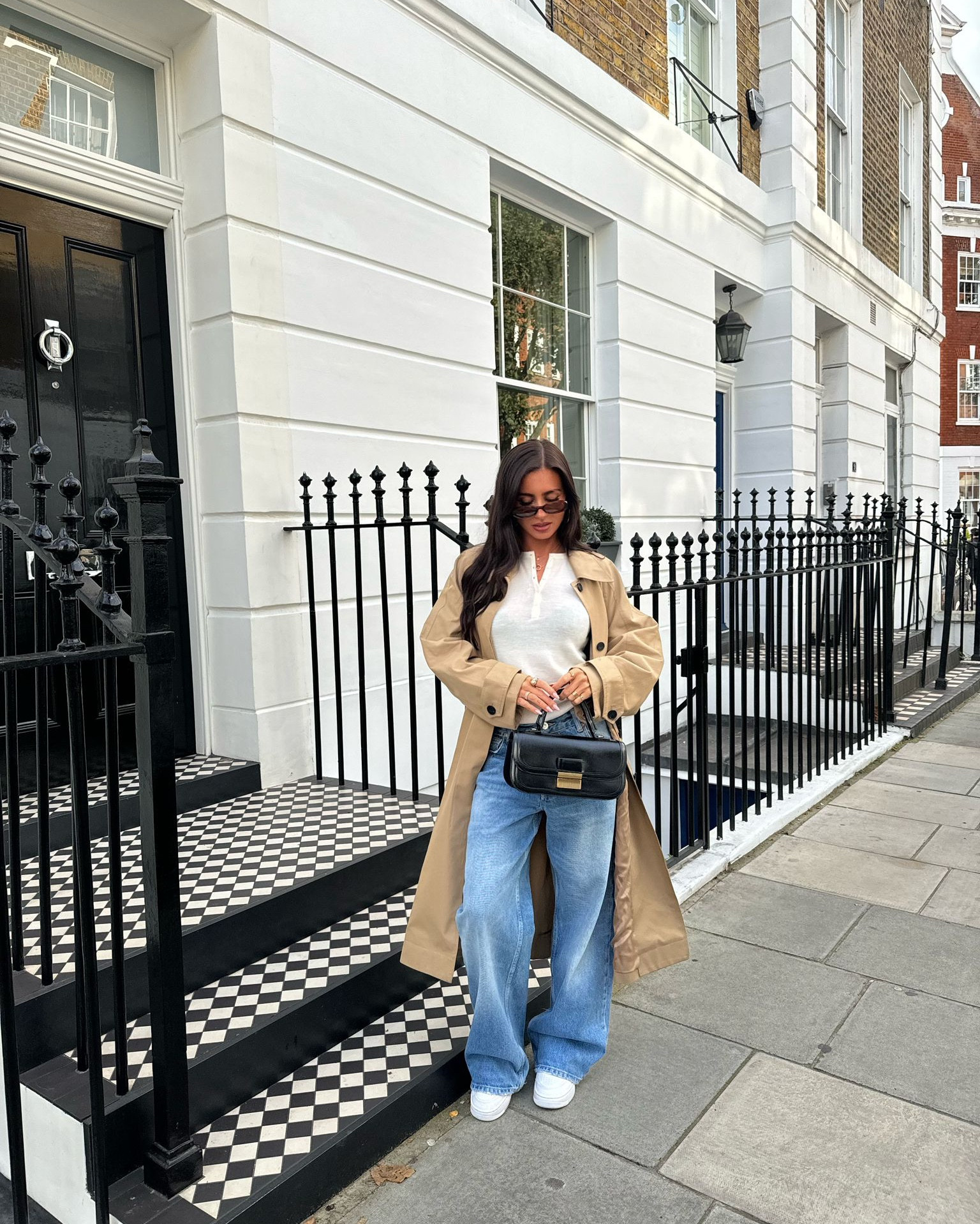 Knit jumper, Trench coat, Jeans, Black bag, Sunglasses, Fall outfit, Autumn clothes ,Transitional outfits, Outfit ideas, Outfit inspo, Autumn fashion, Autumn pieces 

#LTKautumn #LTKeurope #LTKstyletip