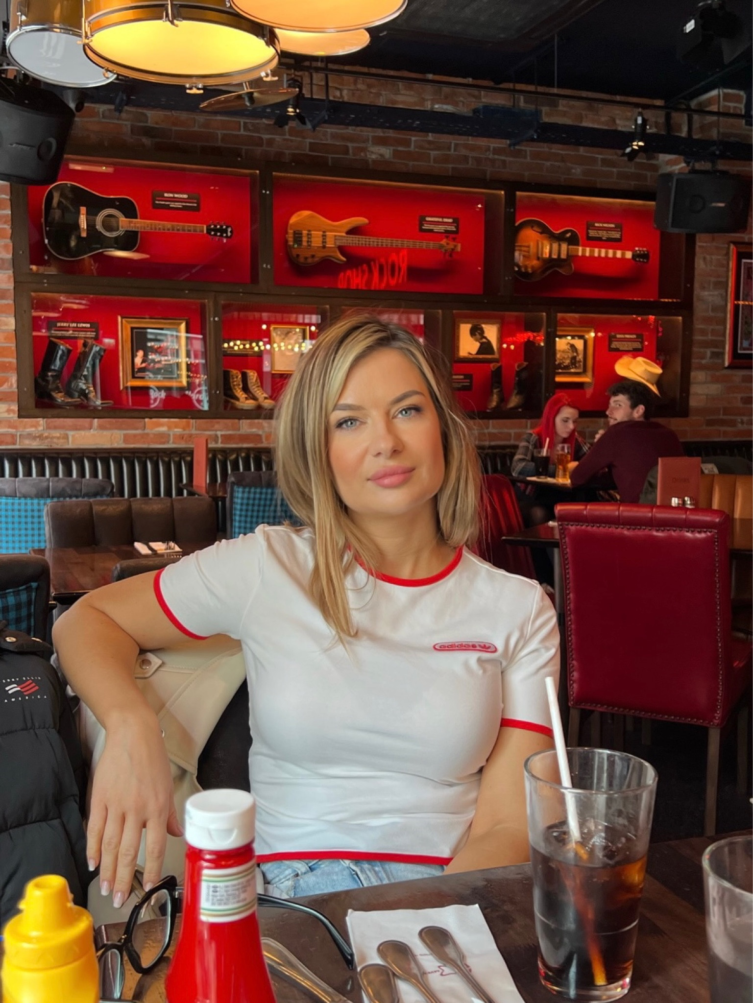 Retro vibes on 📻 
Super cute white retro r-shirt by adidas

#LTKstyletip #LTKeurope #LTKunder50