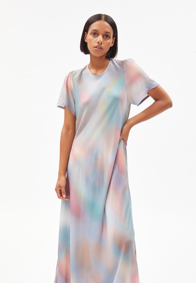 Webkleid aus LENZING™ ECOVERO™ | ArmedAngels (DE)