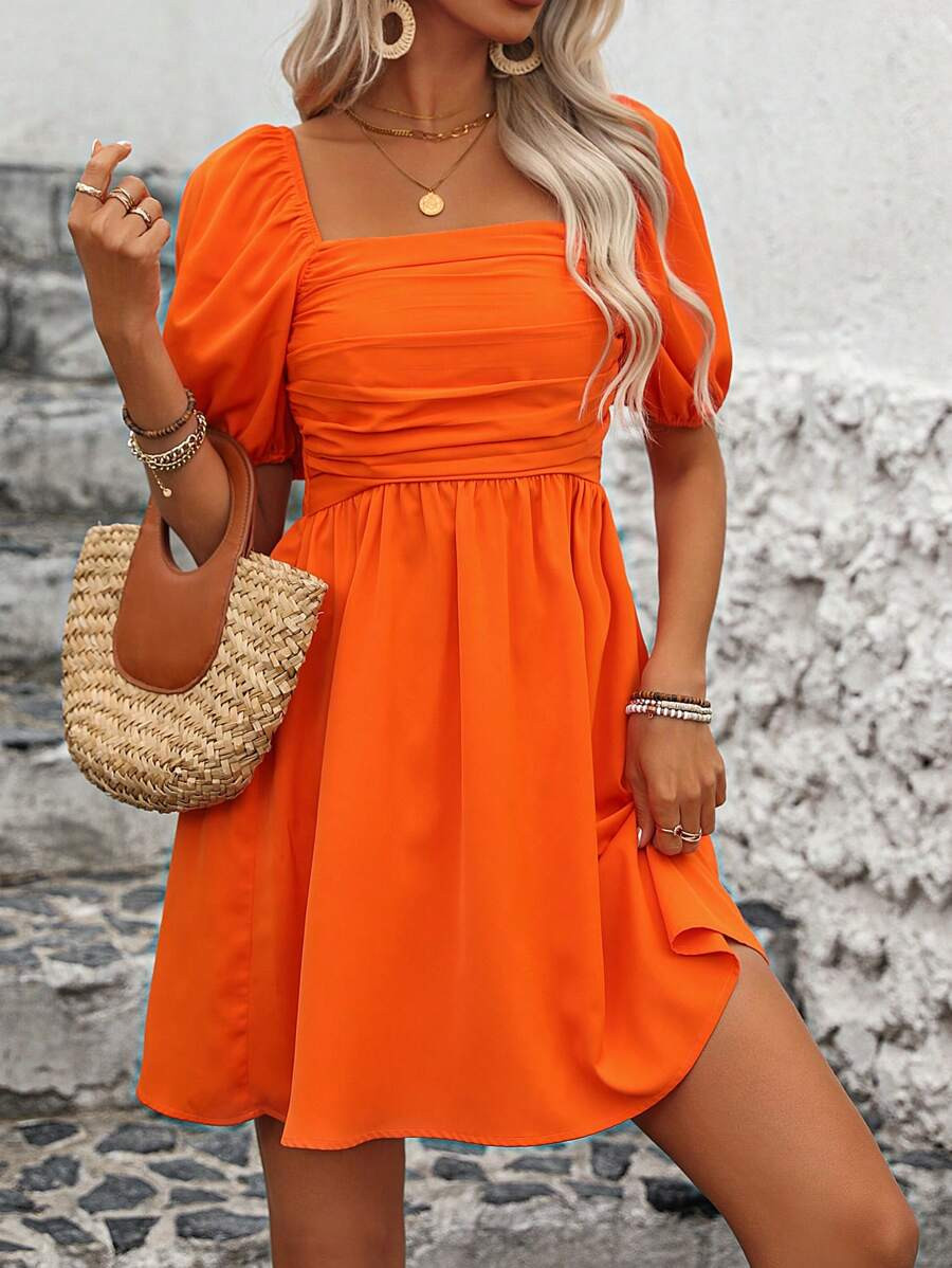 SHEIN Holidaya Women's Solid Color Pleated Square Neck Short Puff Sleeve Bubble Dress Vacation Be... | SHEIN