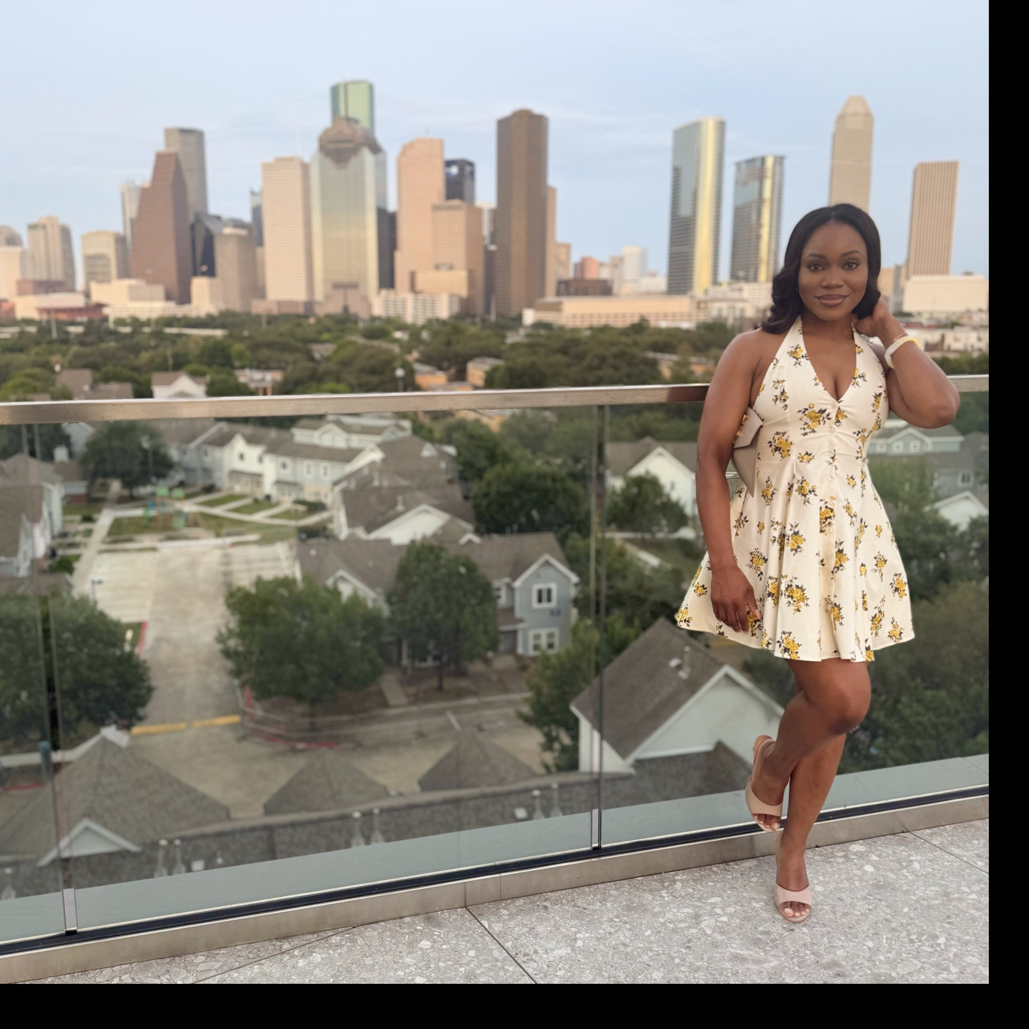 Zara Halter neck mini dress with tie and V-neck. Matching lining. Front button fastening.
ECRU/YELLOW | 8152/409/100

#summerdress #zara 


#LTKSeasonal #LTKPetite #LTKFindsUnder100