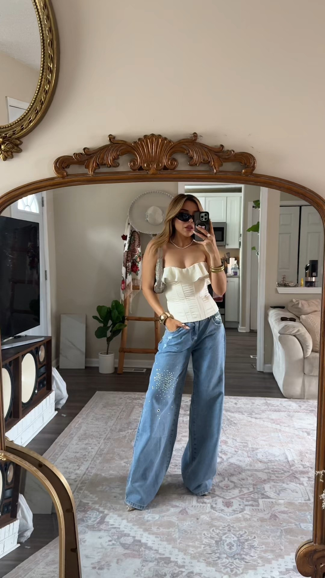 Princess Polly jeans size 4 and top 4! Use code ELIA at checkout ✨

#LTKootd