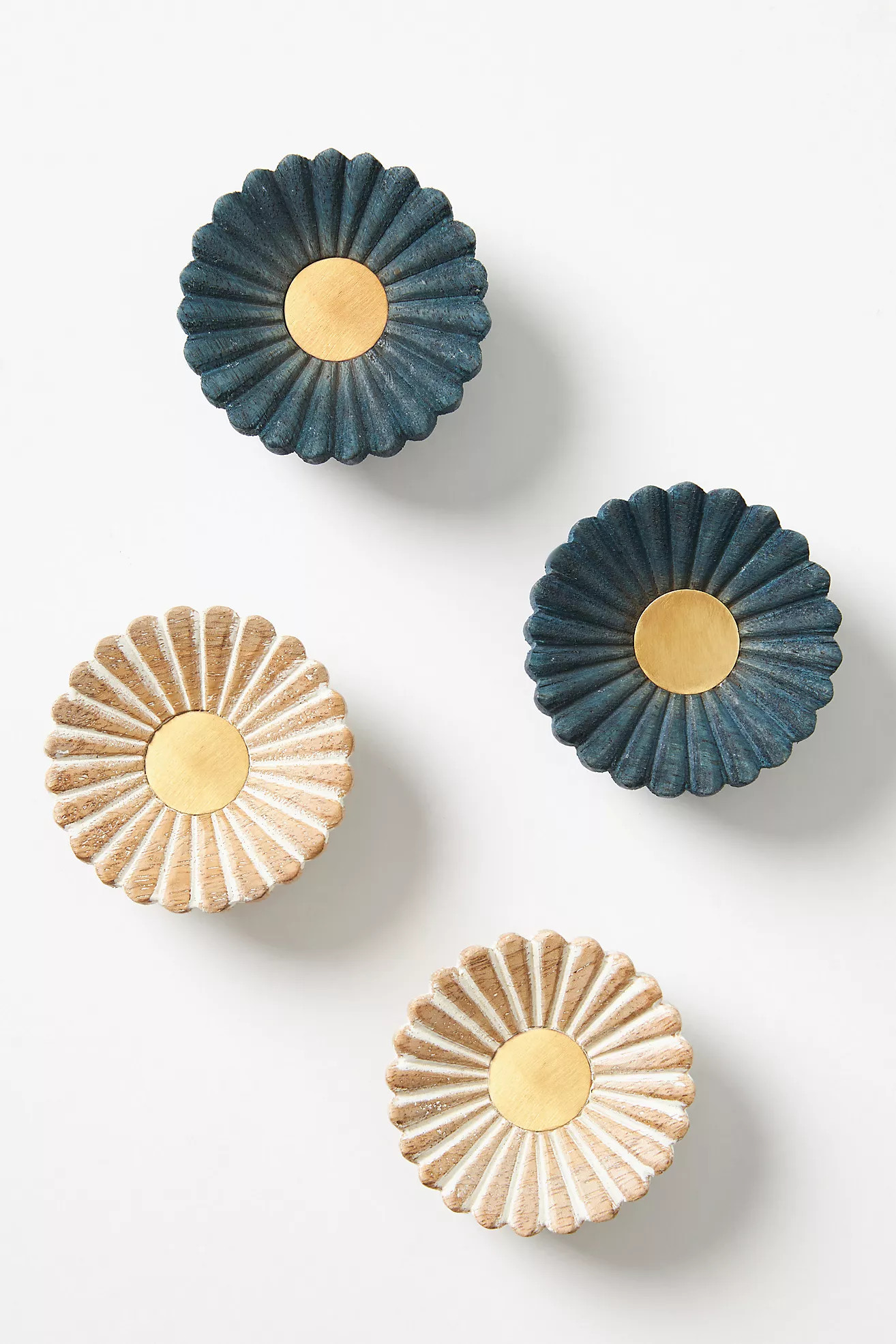 Handcarved Gulliver Knobs, Set of 2 | Anthropologie (US)