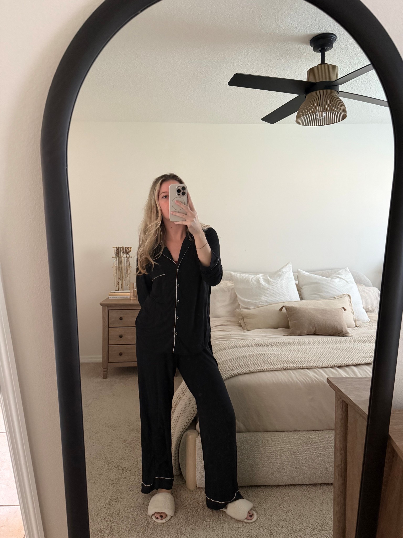 Comfy pajamas that are a must have! 

#pajamas #comfortable #pajamaset


#LTKFindsUnder100 #LTKBump #LTKBaby