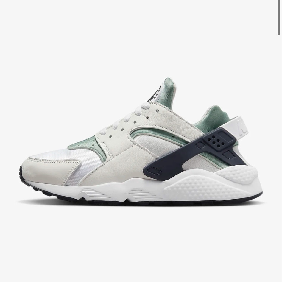 Sneaker sale 

#LTKBacktoSchool #LTKshoecrush #LTKSale