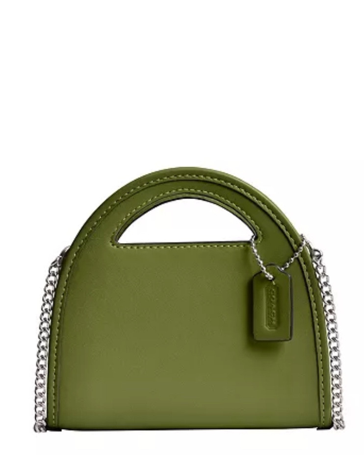 Cute card case purse from Coach 

#LTKFallSale #LTKItBag #LTKStyleTip