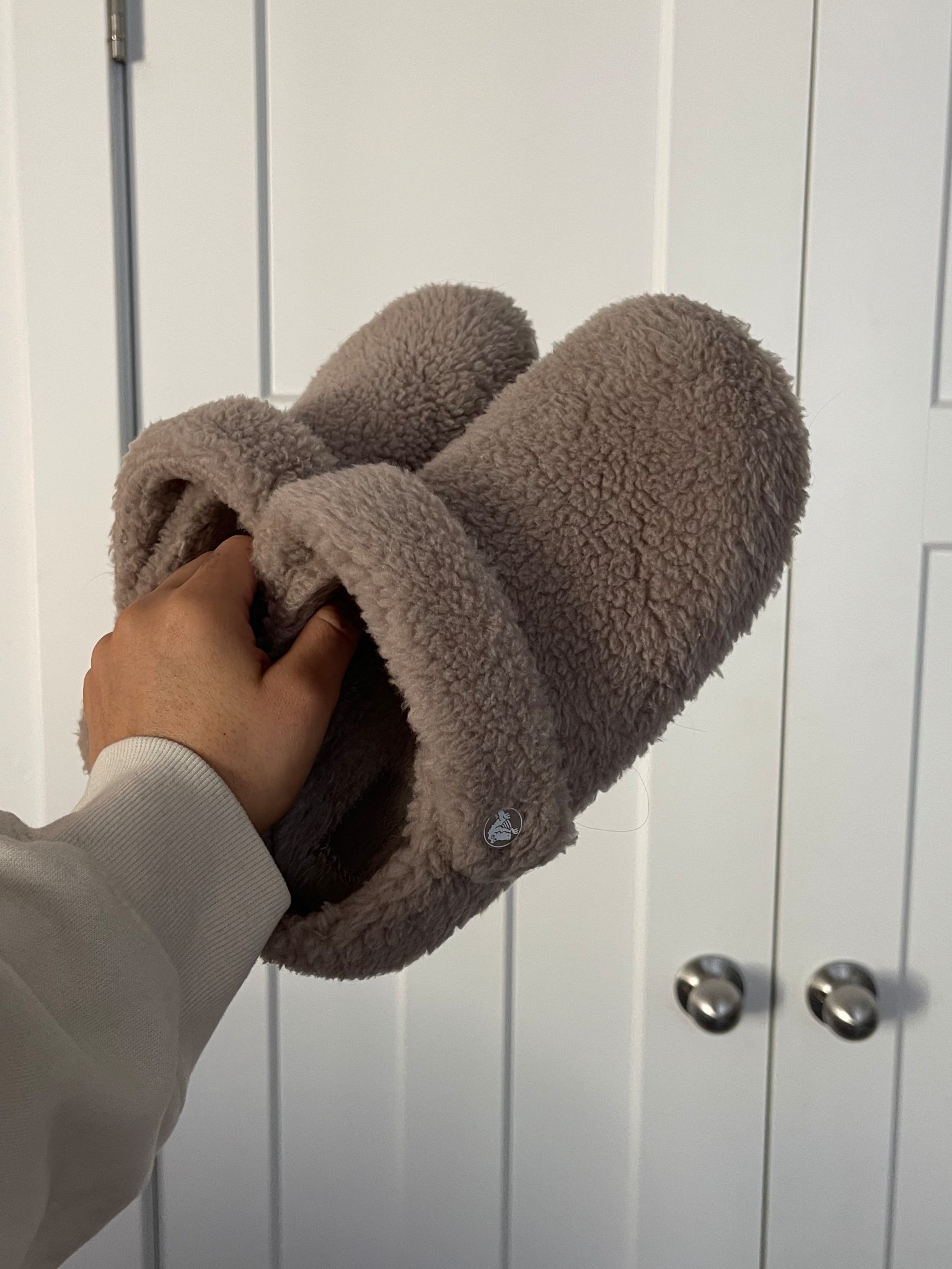 slipper sherpa crocs (size up if between sizes) ☁️

#LTKSpringSale #LTKShoeCrush