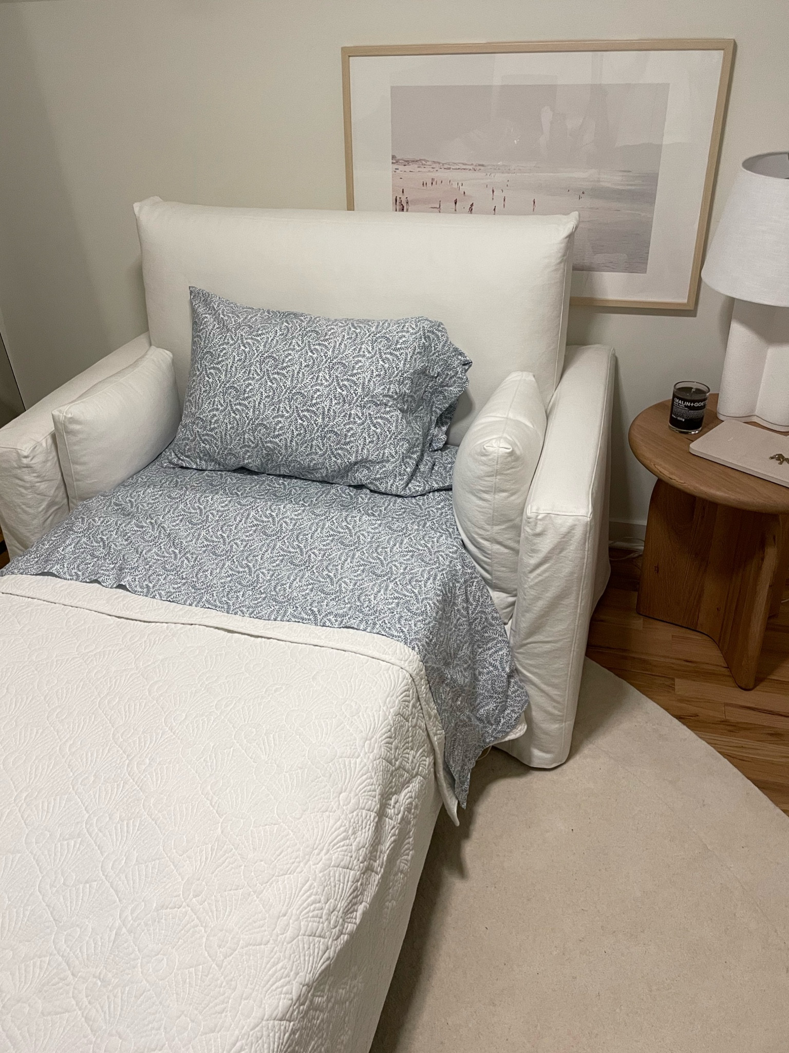 the pull out twin sleeper chair that nearly broke the internet 

#LTKMostLoved #LTKhome