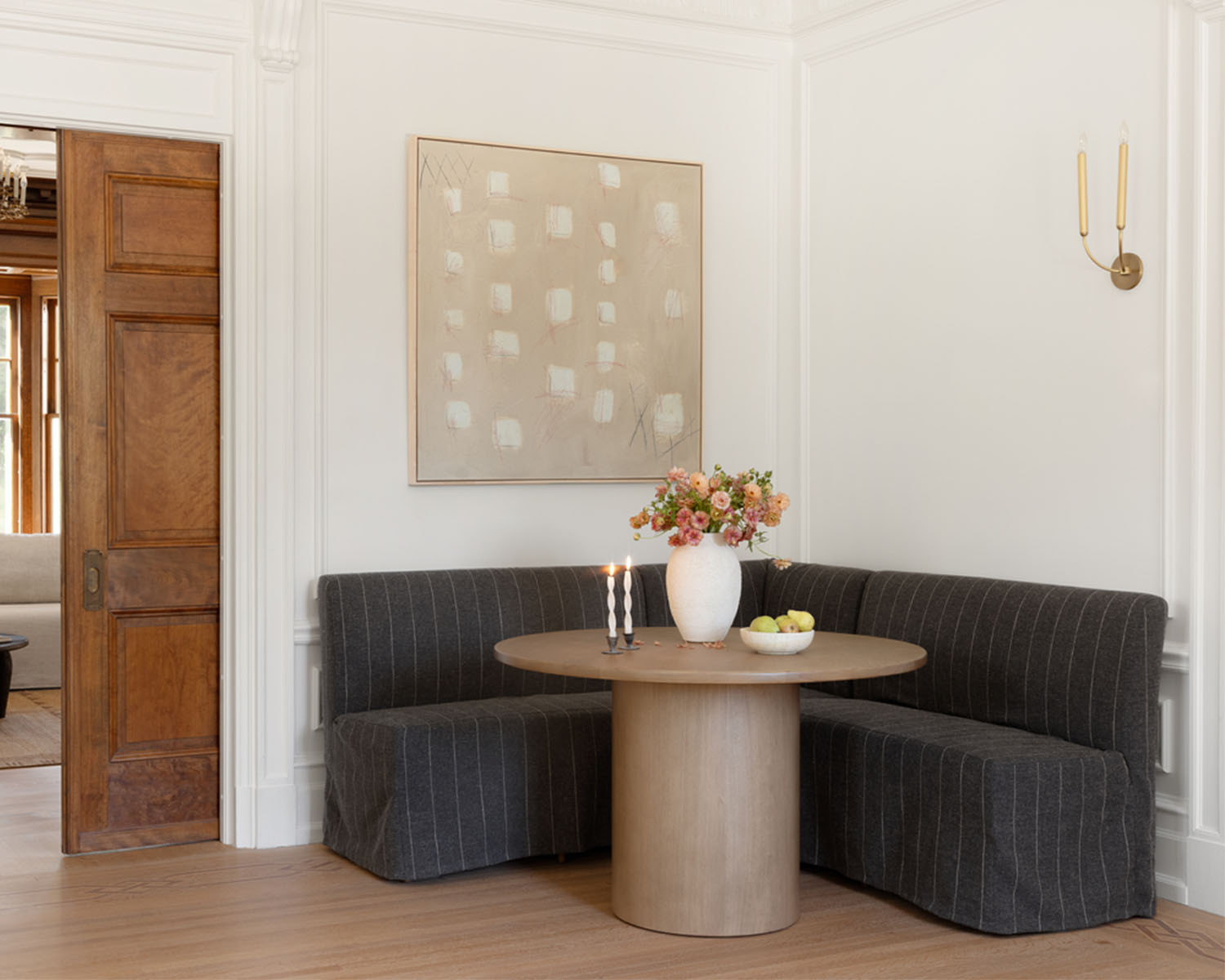 Dorian Slipcovered Corner Banquette | Interior Define