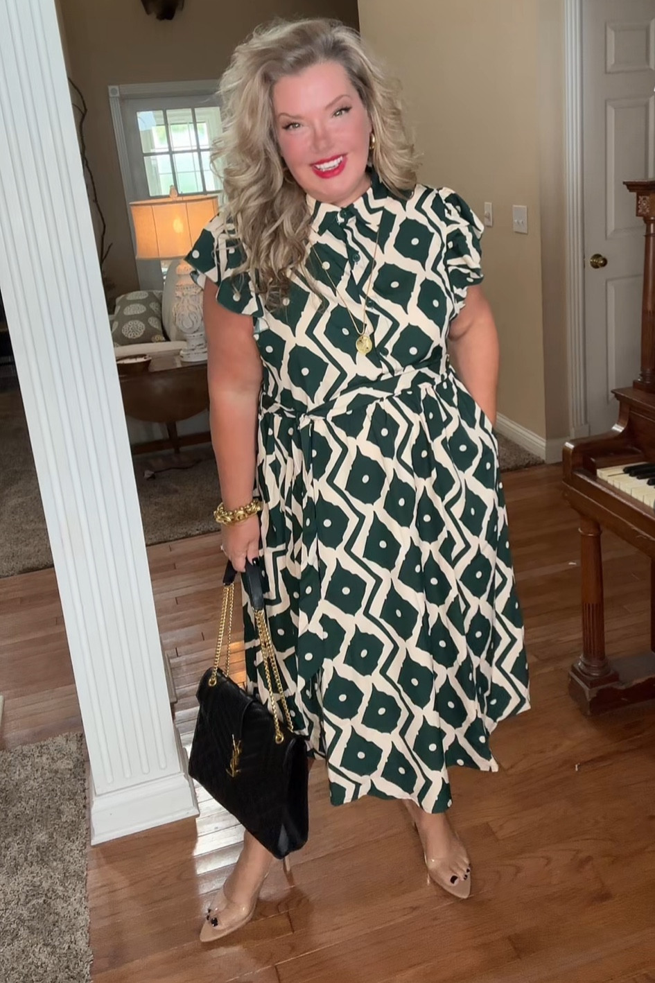 Bloomchic Fancy 🖤

#LTKOver40 #LTKPlusSize #LTKBacktoSchool