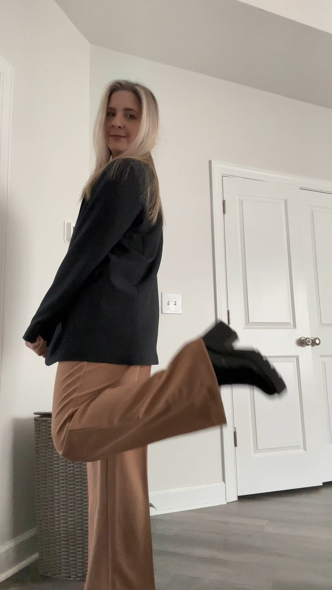 Work ootd, fall outfit, work outfit, office, oversized blazer, Abercrombie 

#LTKSeasonal #LTKworkwear