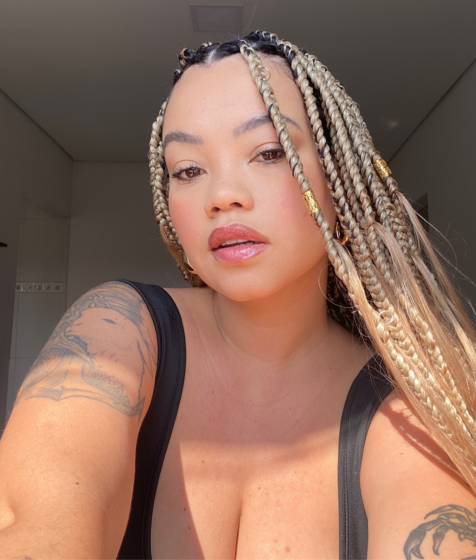 Aquele make clean e glow ao mesmo tempo, EU AMO ❤️

Base nina secrets: cor 30


#LTKbeauty