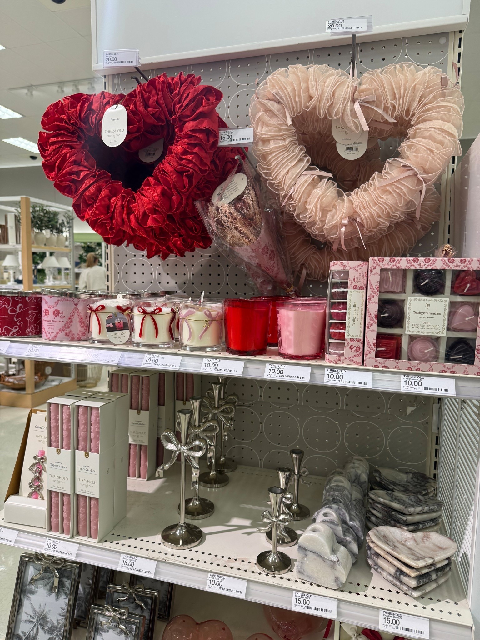 The cutest Valentine’s Day decor! ❤️

#LTKHome #LTKU #LTKFindsUnder50