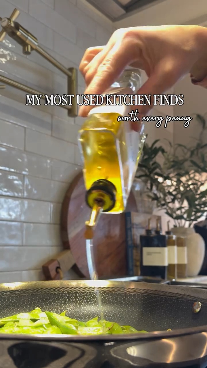 KITCHEN FINDS THAT ARE ACTUALLY WORTH IT
no junk, just daily-use

These earned a permanent spot in my kitchen.
Comment KITCHEN for everything.