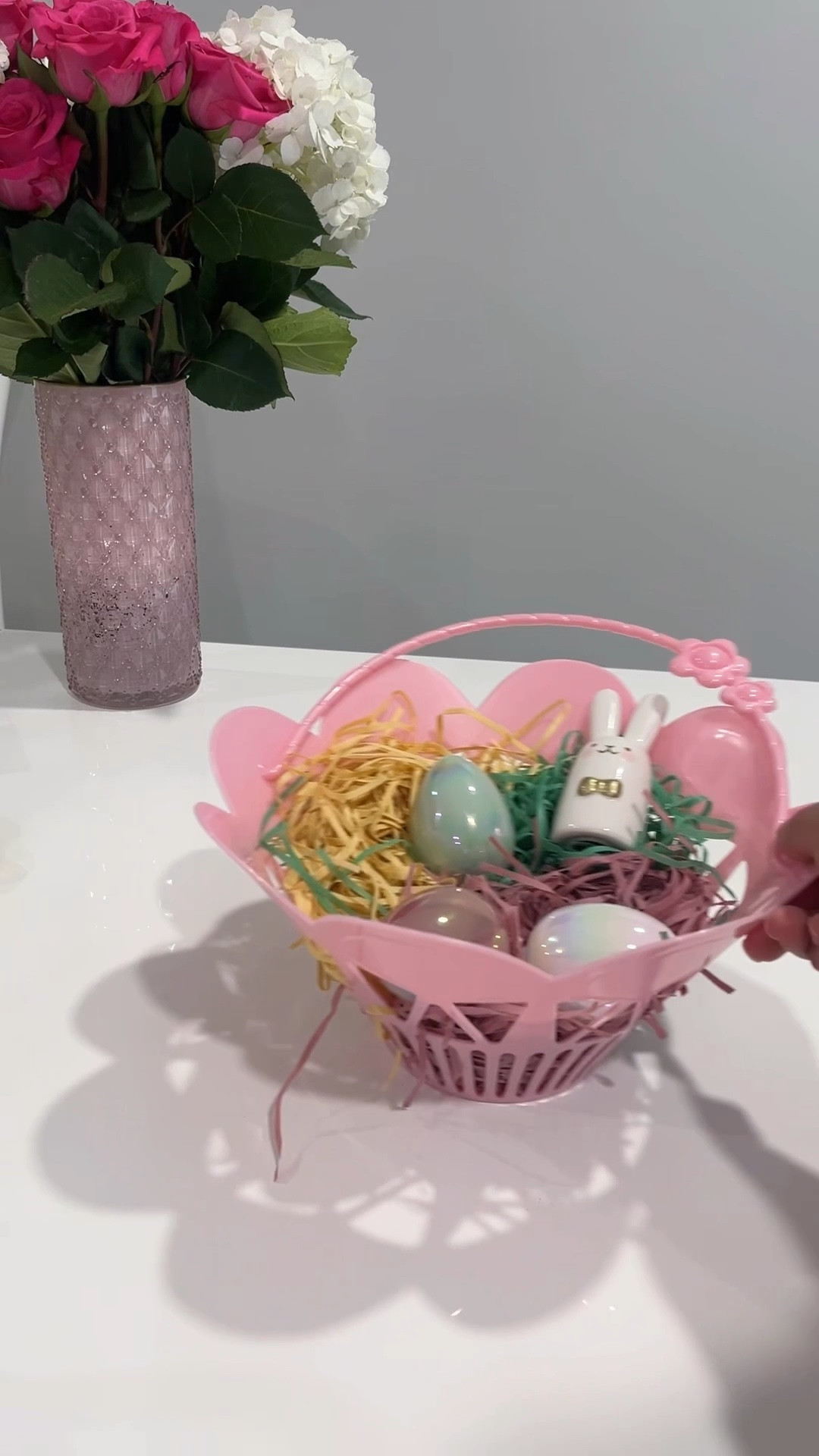 Hopping into CVS for the ultimate Easter finds! 🐰✨
CVS has goodies under $5, beauty must-haves, candy, plushies, festive cups, and so much more.

Tap the link in https://creators.cvs.com/mypage/DGC

to shop the perfect bunny basket—CVS has it all!

Build your own basket using products from your local CVS.
#EasterWithCVS #CVSPartner


#LTKmomlife #LTKFestival #LTKdayinmylife