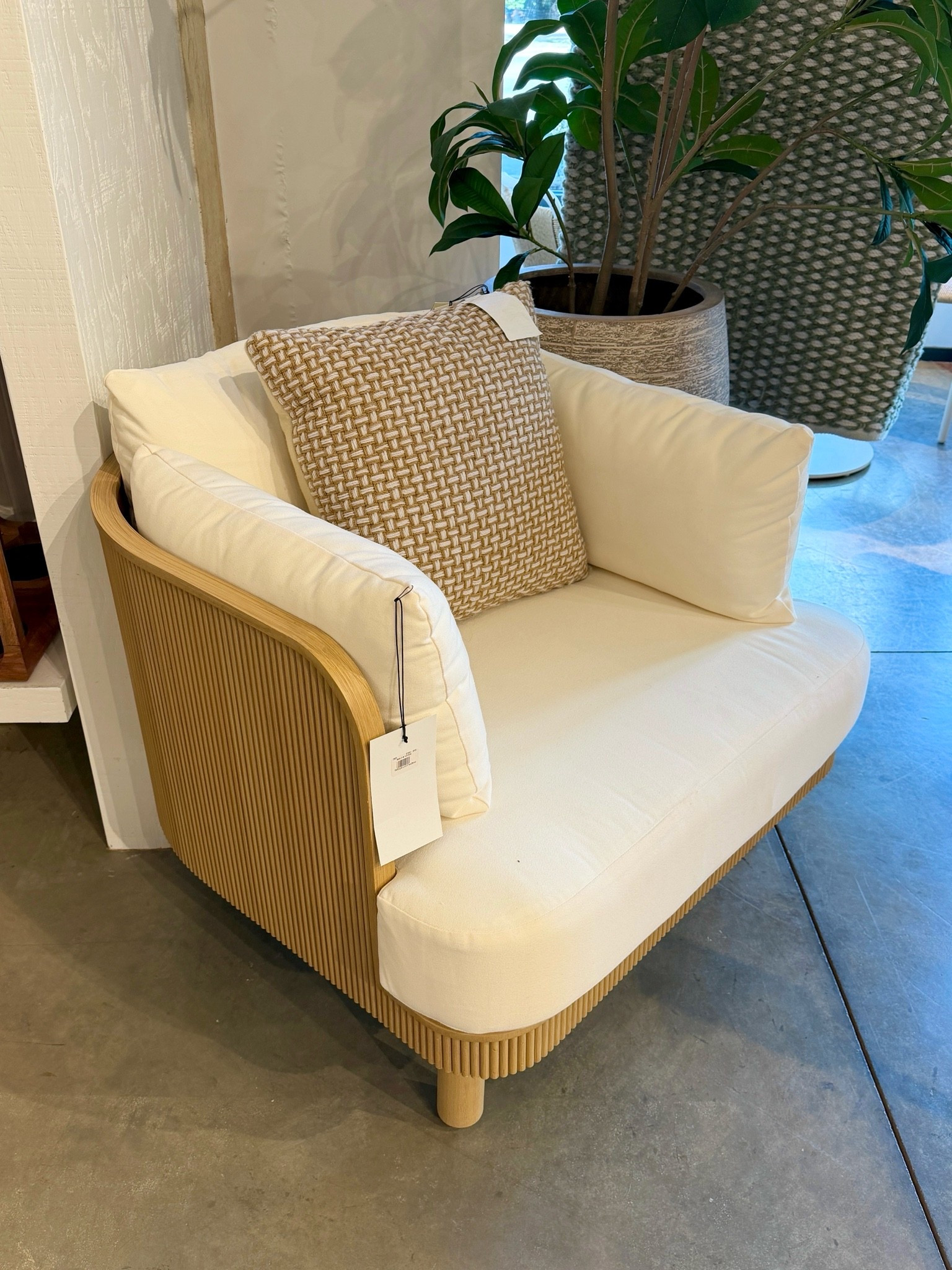 New at West Elm! 🤎 The Ellington Outdoor Lounge Chair stands out with its beautiful fluted detailing and sculptural design. 😍 A gorgeous statement chair for a patio, porch, or outdoor lounge space. Linked it here! 🙌🏻 @west elm #outdoorfurniture #loungechair #westelm

#LTKHome #LTKSaleAlert