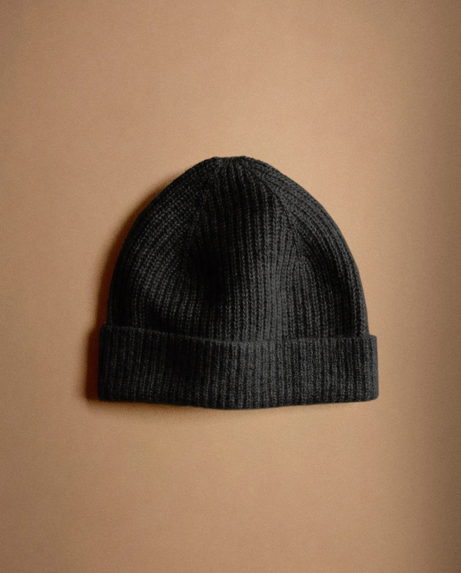 Mongolian Cashmere Ribbed Beanie | Quince