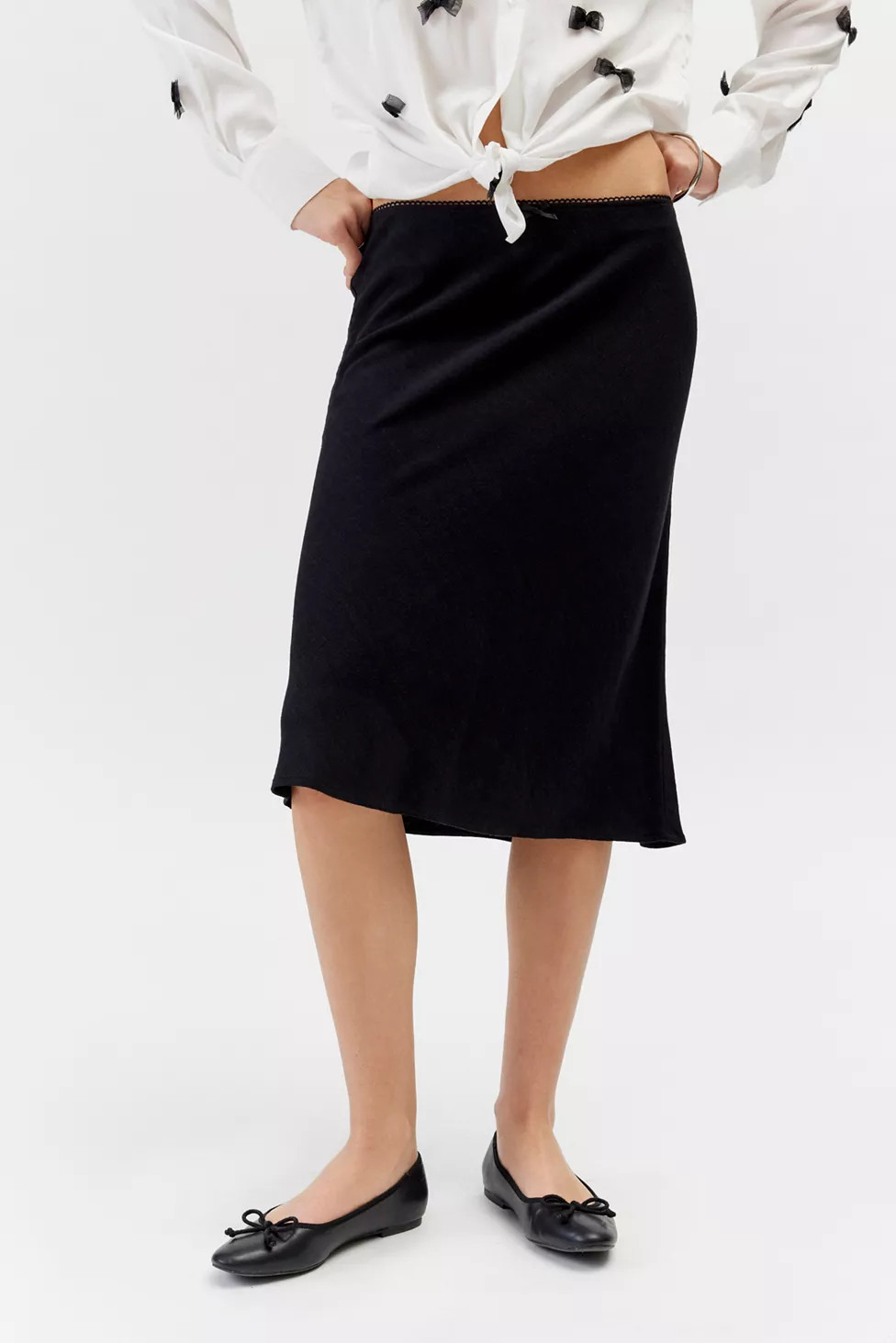 Urban Renewal Remnants Knee Length Heavy Linen Skirt | Urban Outfitters (US and RoW)