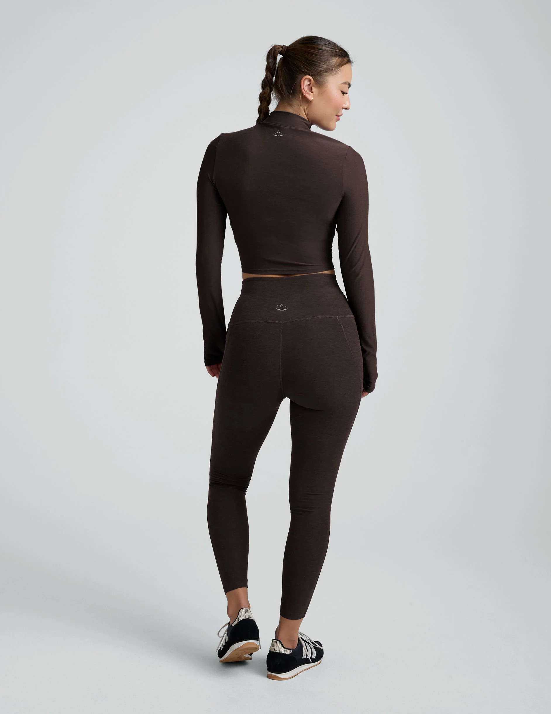 Featherweight Moving On Cropped Pullover | Beyond Yoga | Beyond Yoga