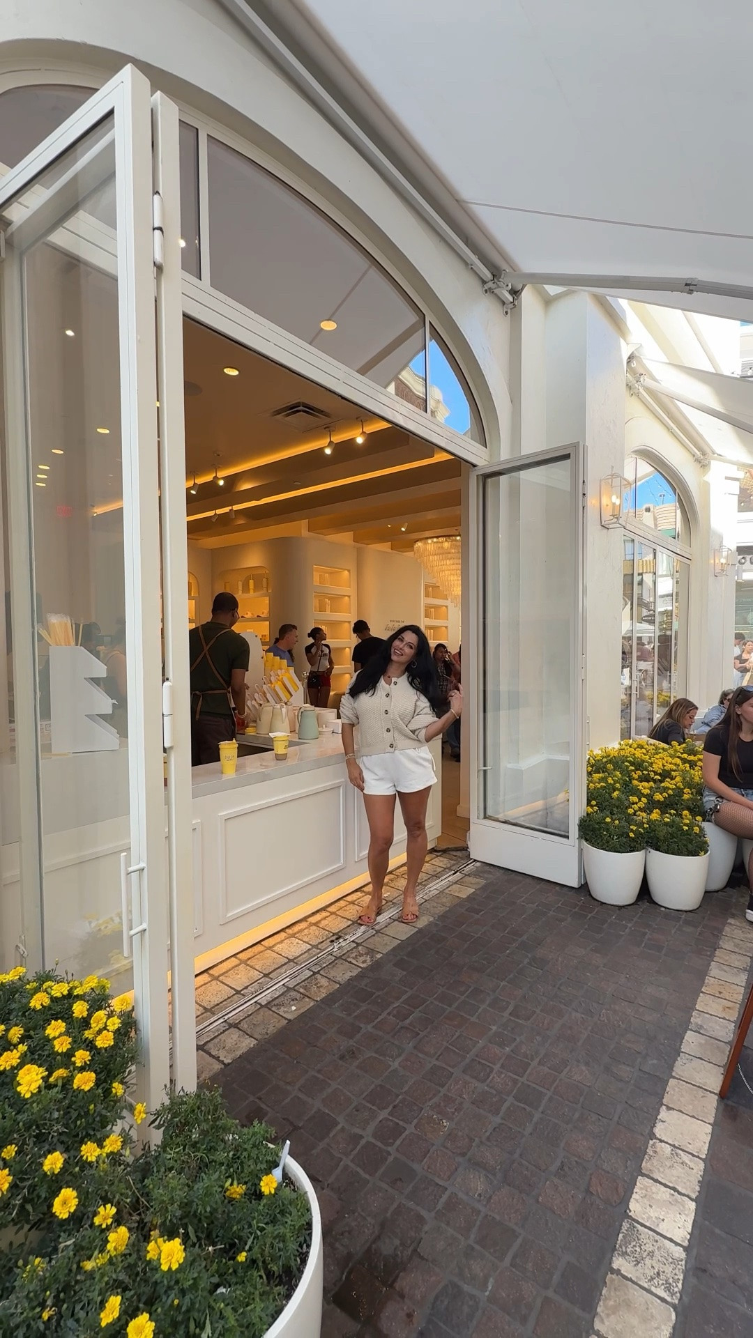 Summer Outfits! 🌼

I love a cute pair of shorts with a cool tank top and tan slides. Throw on a comfy sweater for later when it cools off. 

#vacationoutfitsbeach #traveloutfits #sandals #marneystidbits #whiteshorts