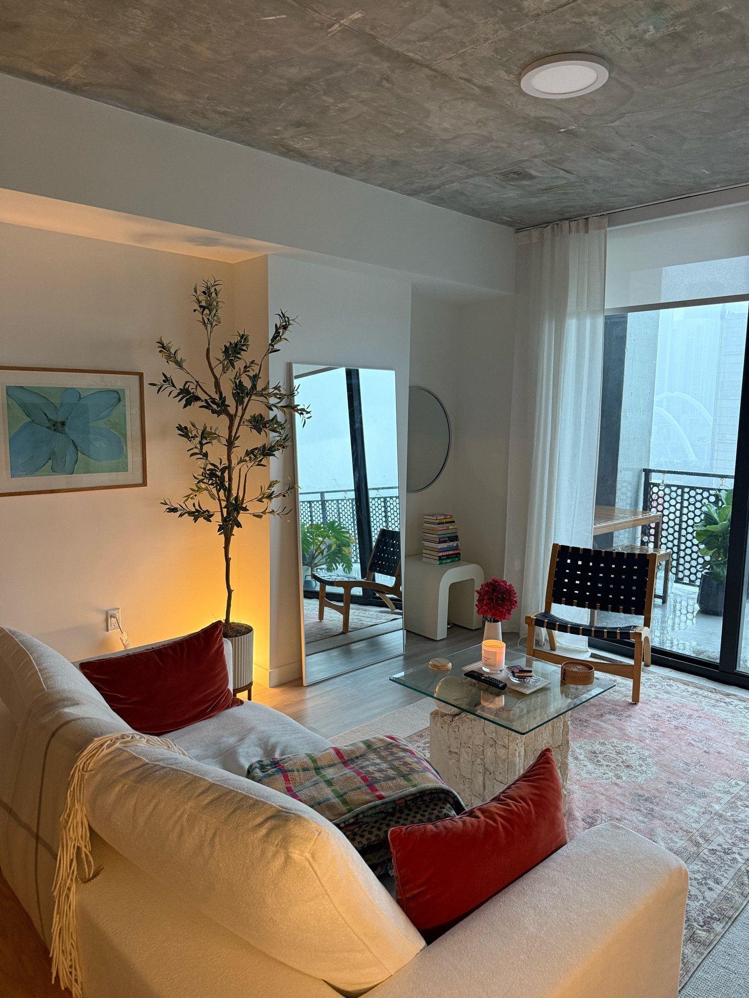 Living room refresh! 

#LTKHome #LTKSeasonal