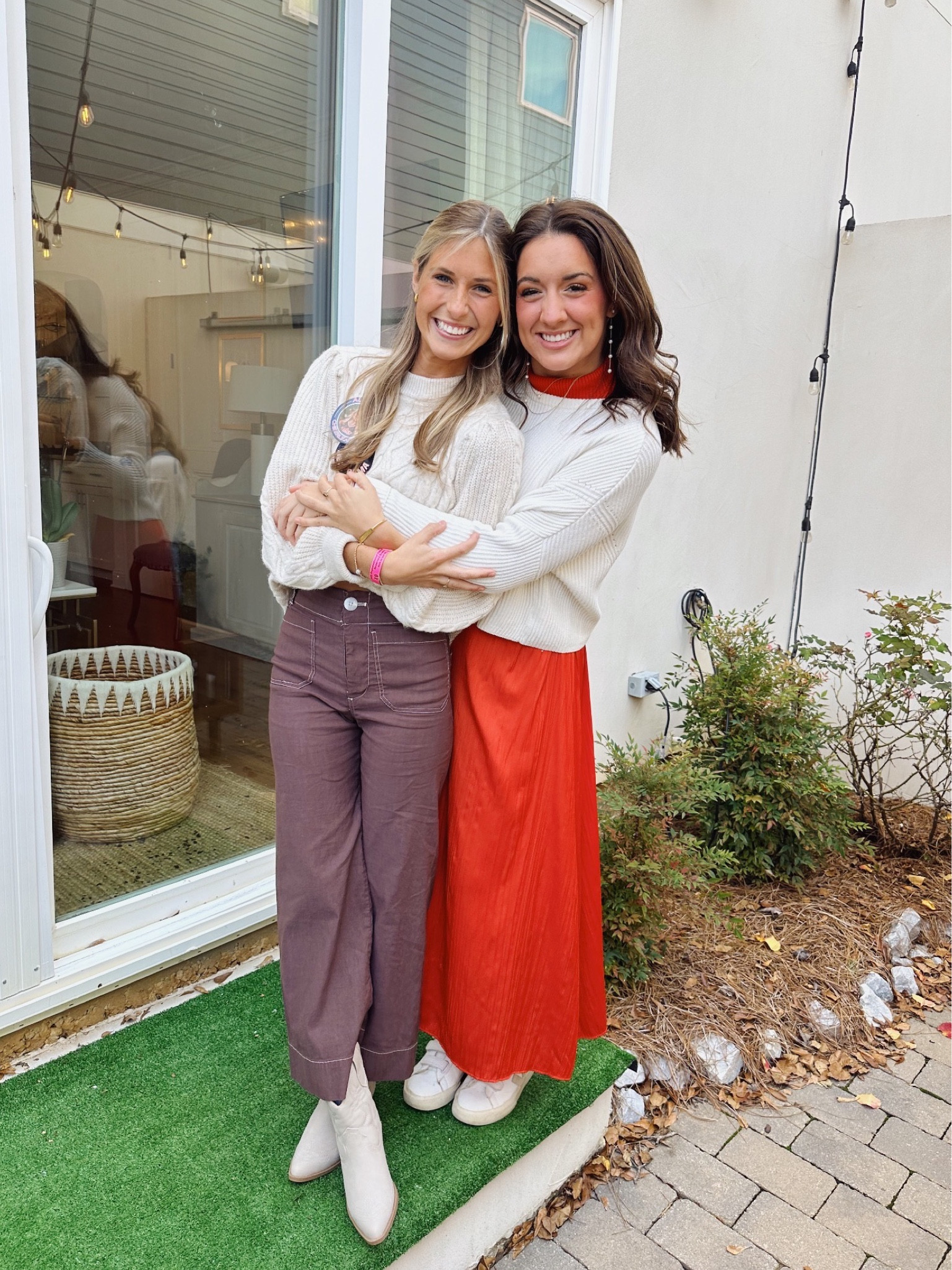 Comfiest pants EVER! I’ll take every color!!!!!

#LTKSeasonal #LTKworkwear #LTKstyletip