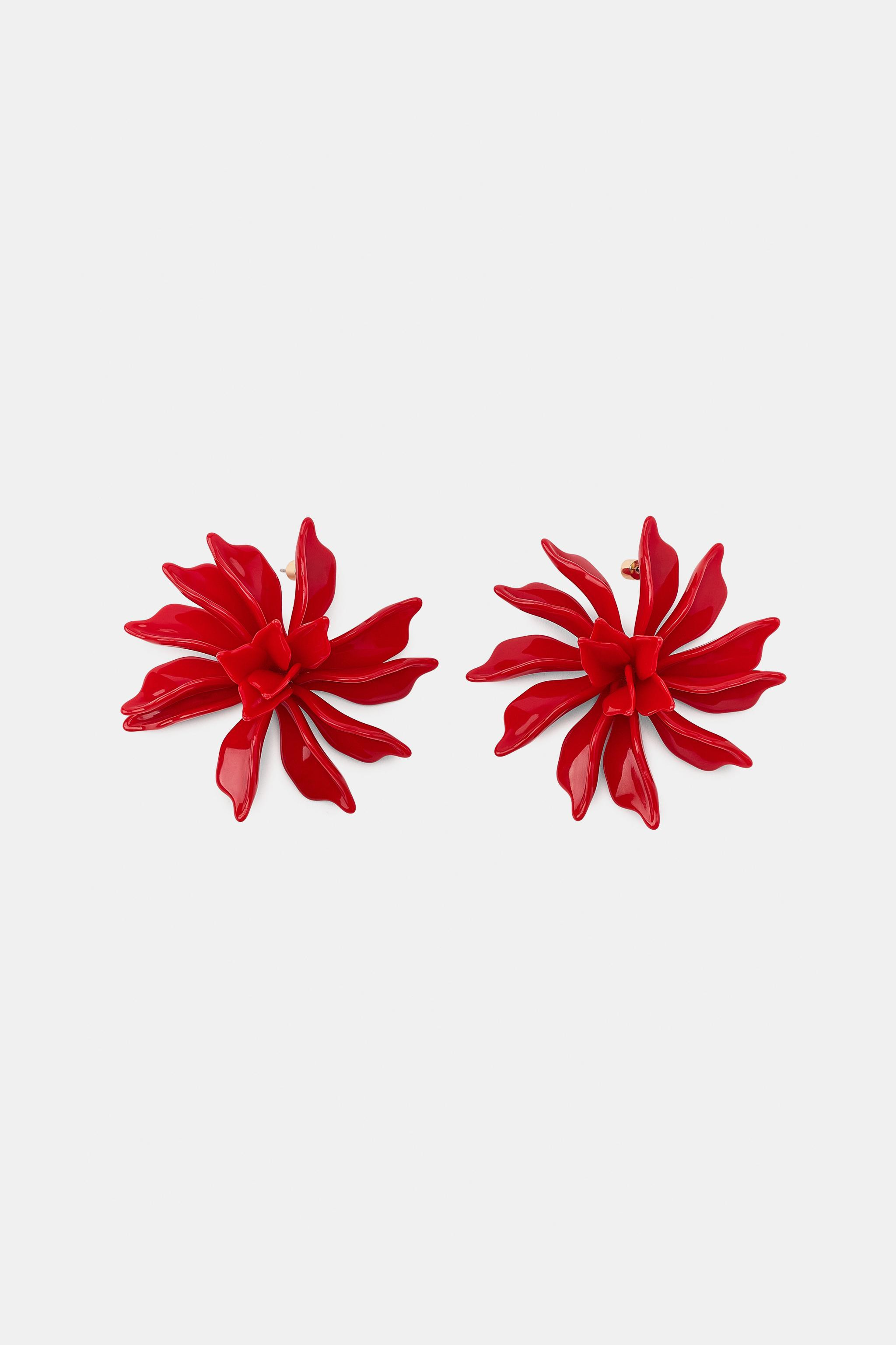 MAXI EMBOSSED FLOWER EARRINGS | Zara US