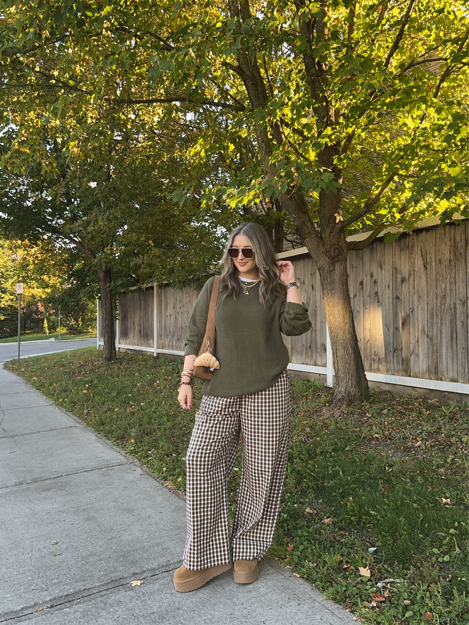 Fall ootd! Wearing L in the sweater, Canadian link under similar products. Wearing M in the plaid pants, code AFLTK for extra 20% off Abercrombie. I’m a 9.5-10 shoe and wear a 10 in the Uggs
