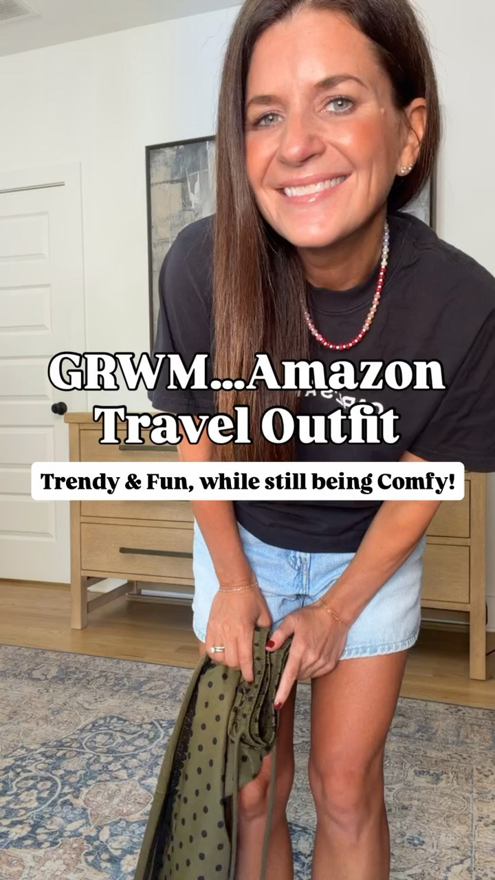 Trendy Airport outfit where you look cute and put together, while staying comfy! 

Shoes - 30% off, under $26. Use code TJKPQHDH. Promo expires 9/15

#LTKSaleAlert #LTKootd #LTKTravel