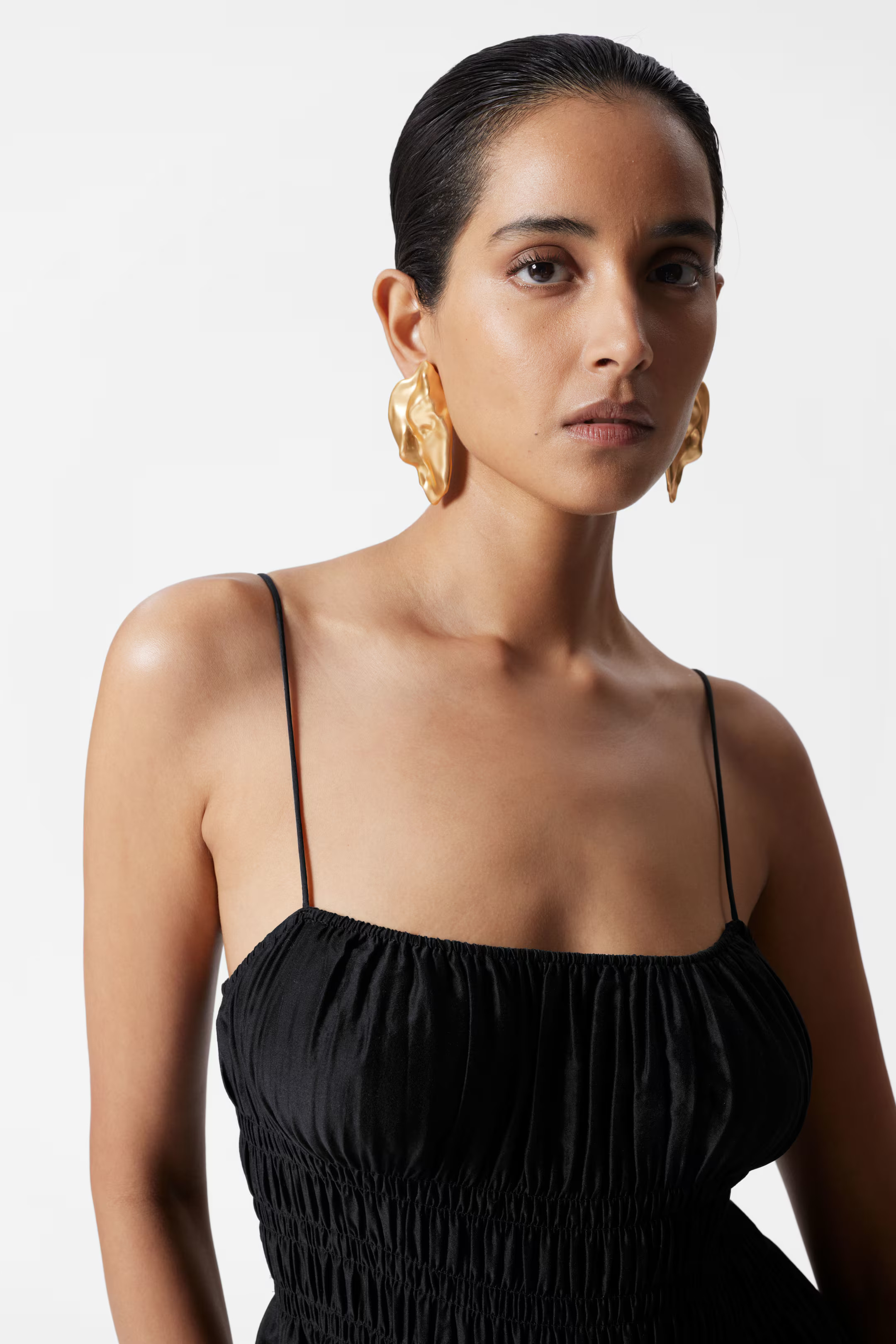 Oversized Irregular-Disc Earrings | H&M (UK, MY, IN, SG, PH, TW, HK)