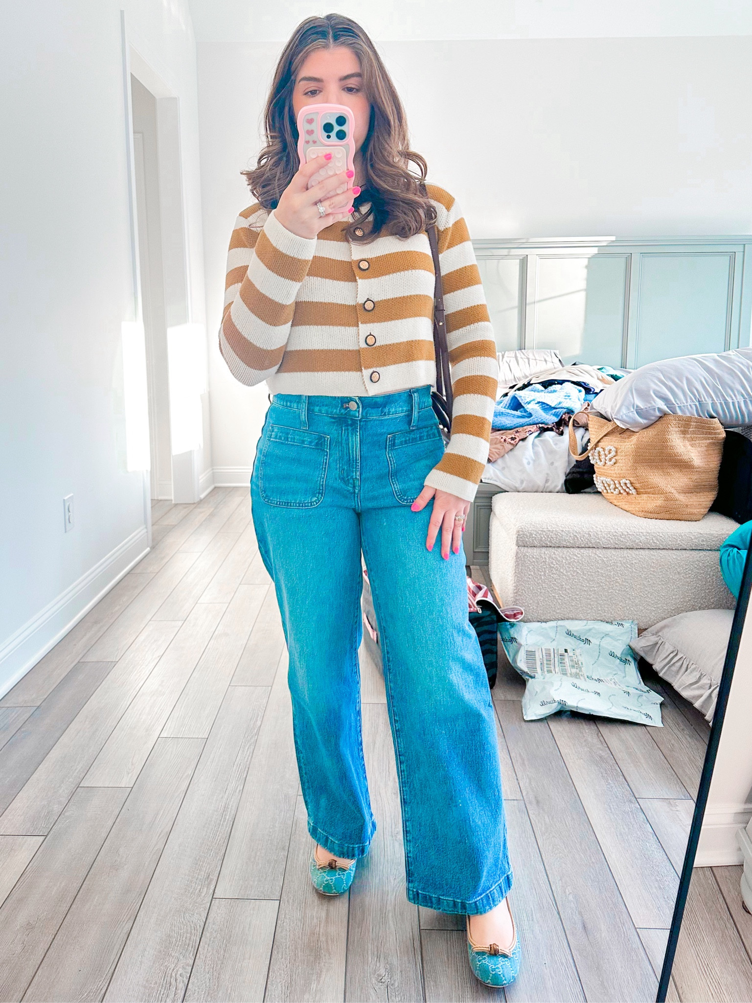 Date night outfit with my new madewell jeans & cardigan sweater from bishop & young 💛

#LTKSeasonal #LTKstyletip